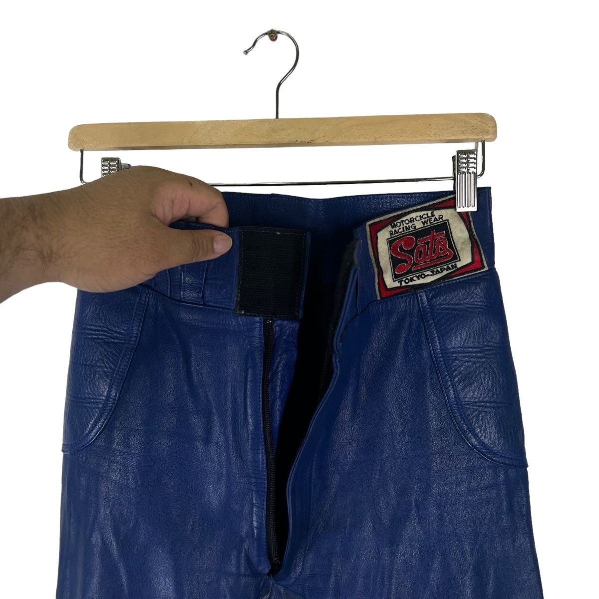 Genuine Leather VINTAGE MOTORCYCLE RACING WEAR SATO TOKYO JAPAN LEATHER PANT Size US 28 / EU 44 - 8 Thumbnail