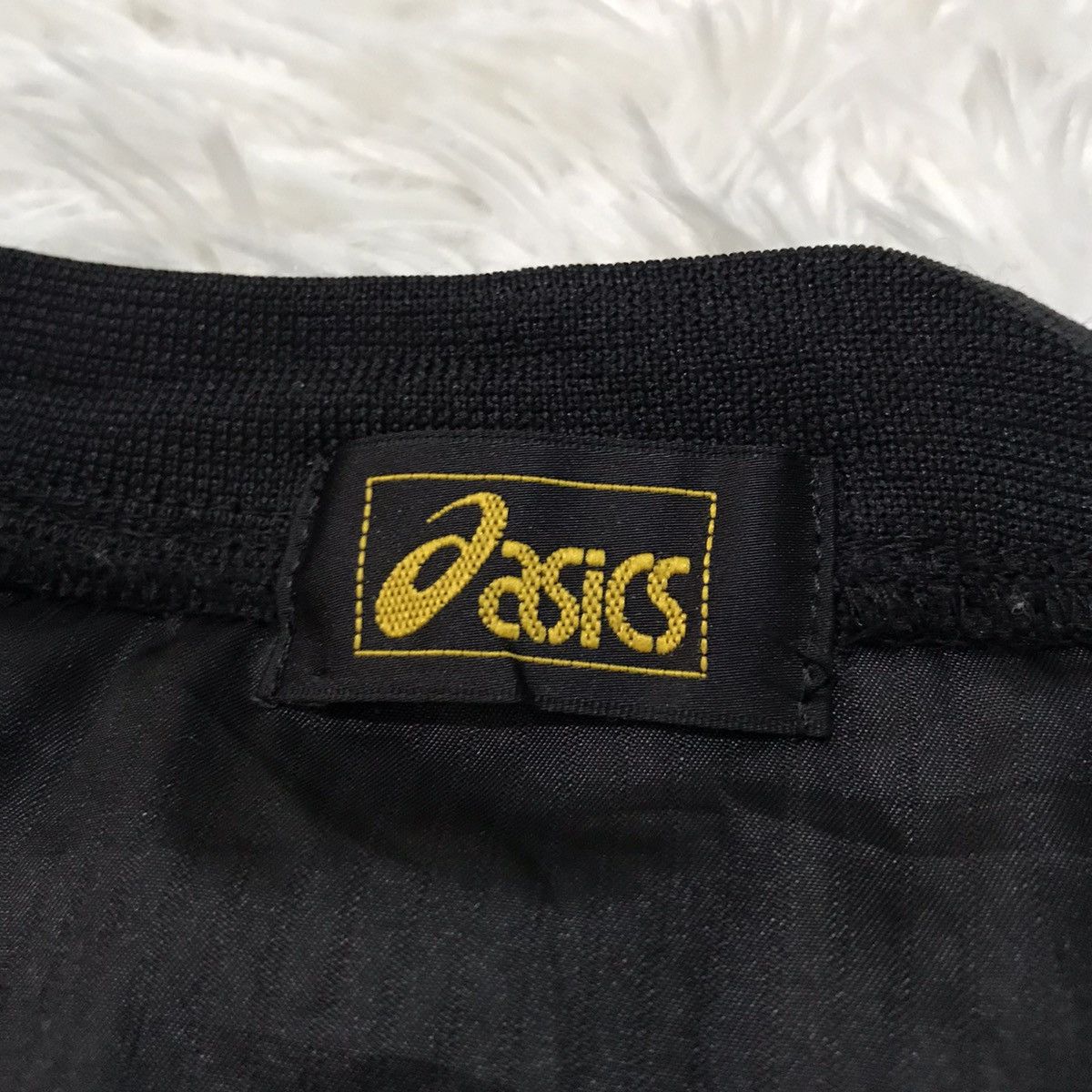 Asics Asics football gear long sleeves Size US M / EU 48-50 / 2 - 9 Thumbnail