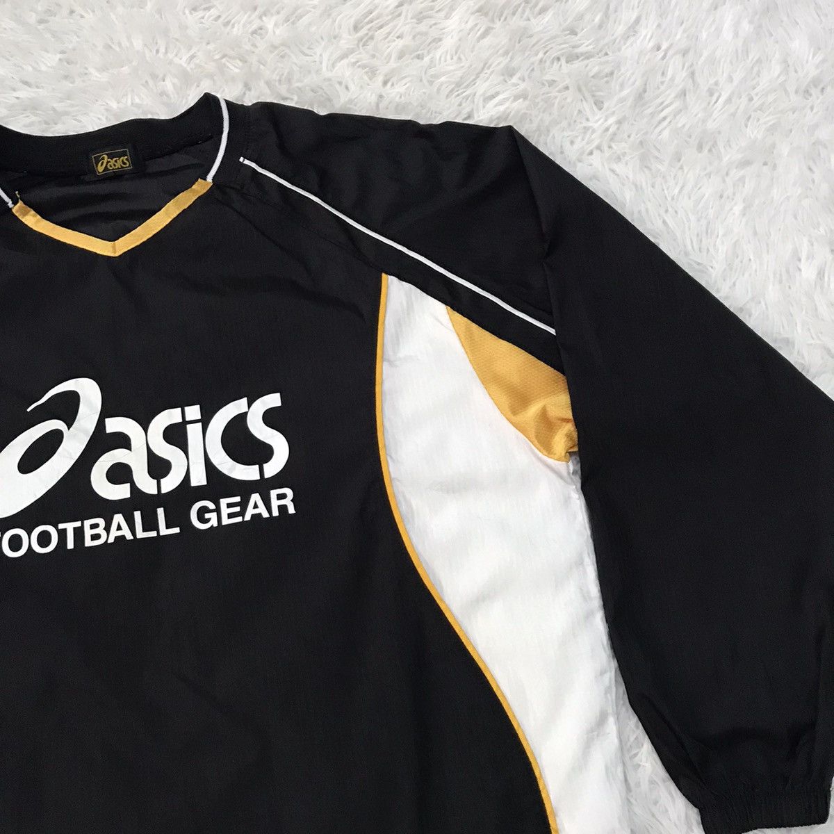 Asics Asics football gear long sleeves Size US M / EU 48-50 / 2 - 5 Thumbnail