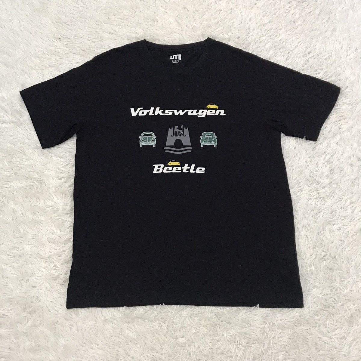 Japanese Brand × Uniqlo 🔥 Rare 🔥 Volkswagen bettle x uniqlo tshirt Size US L / EU 52-54 / 3 - 11 Thumbnail