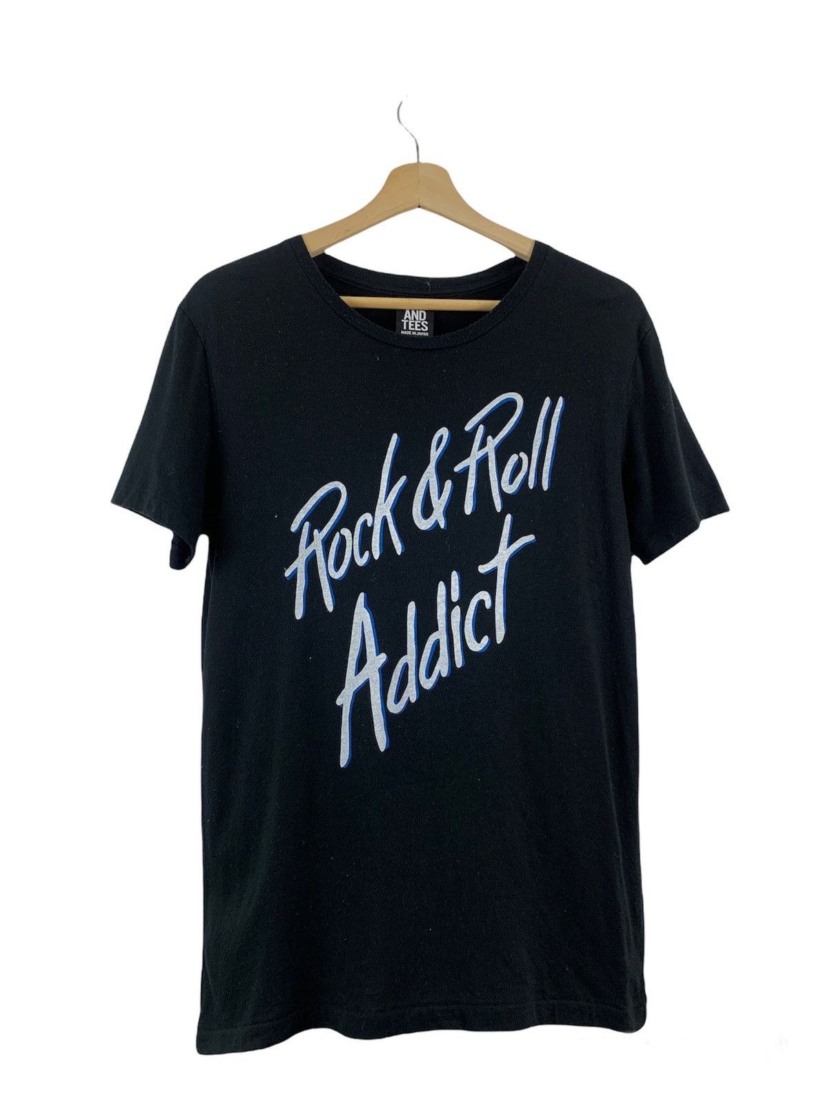 image of Rock Tees Rock & Roll Addict T-Shirt in Black, Men's (Size Small)