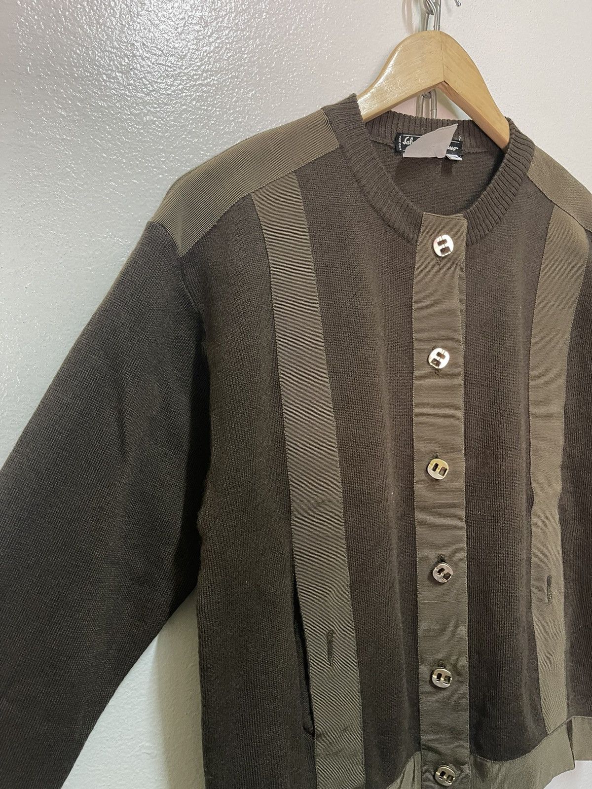 Salvatore Ferragamo × Vintage Salvatore Ferragamo Wool Sweatshirt Button Long Sleeve Italy Size S / US 4 / IT 40 - 4 Thumbnail