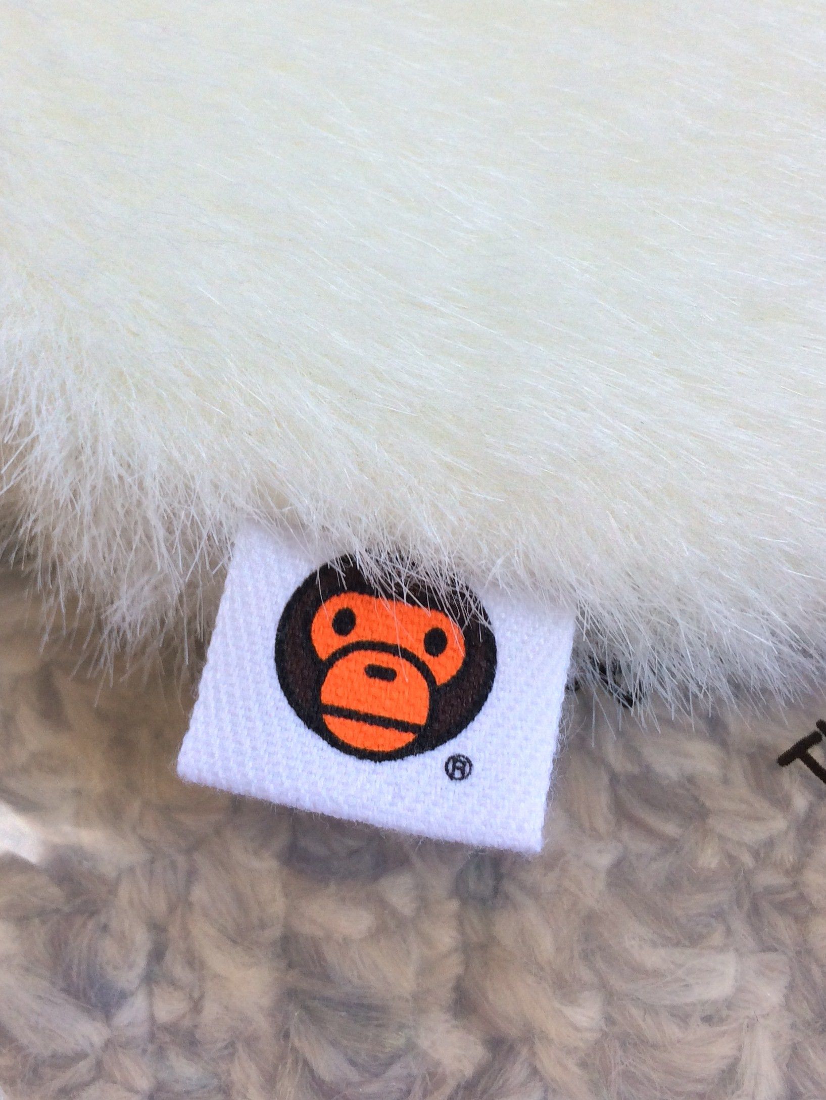 Bape NWT OG Baby Milo Furry Pouch Size ONE SIZE - 4 Thumbnail