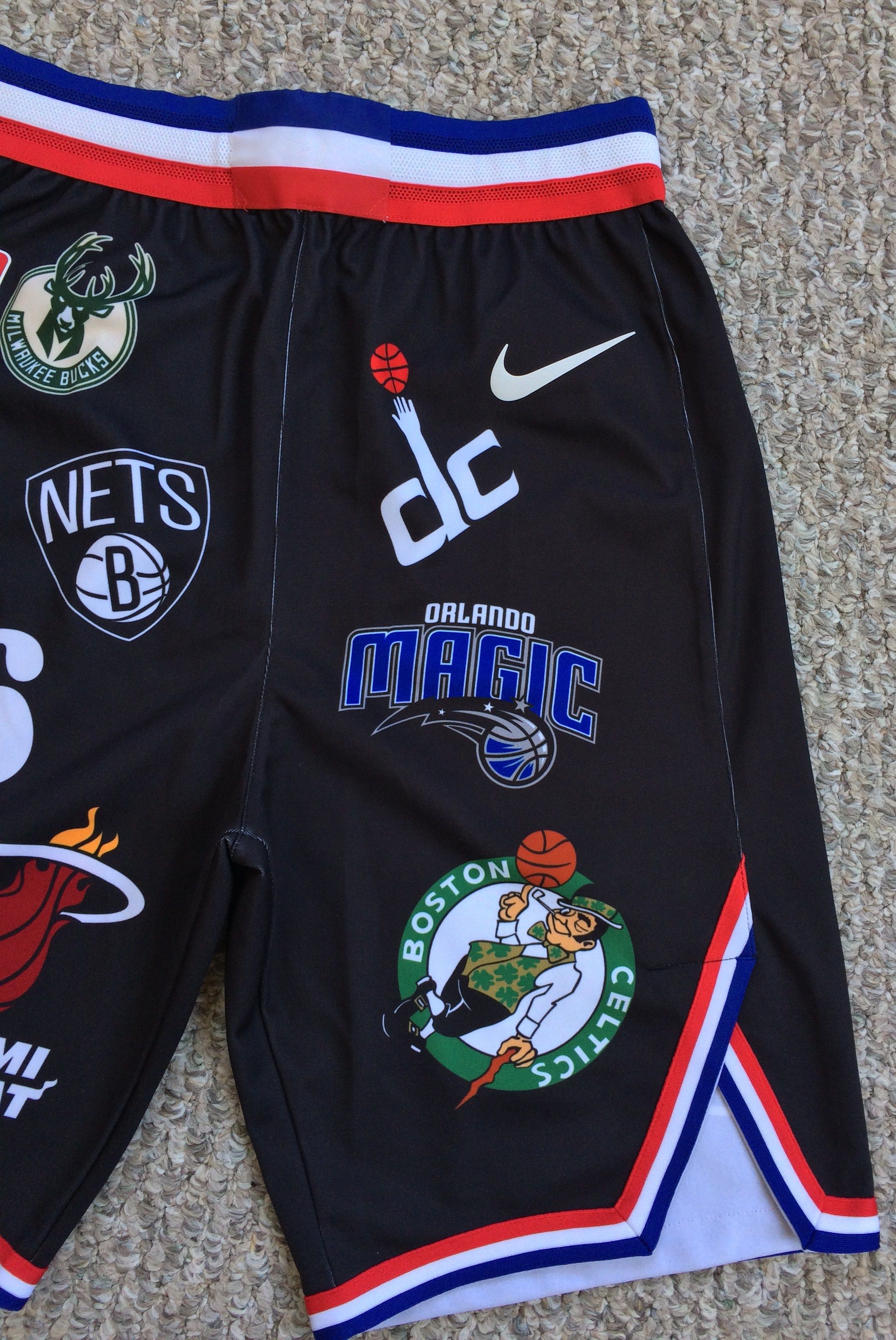 NBA × Supreme S/S 2018 Supreme x Nike NBA Shorts Small Size US 30 / EU 46 - 3 Thumbnail