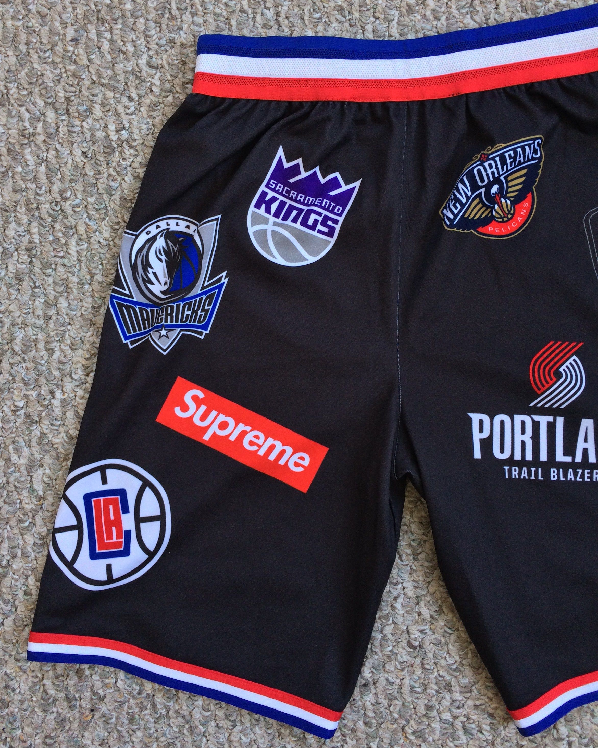 NBA × Supreme S/S 2018 Supreme x Nike NBA Shorts Small Size US 30 / EU 46 - 9 Thumbnail