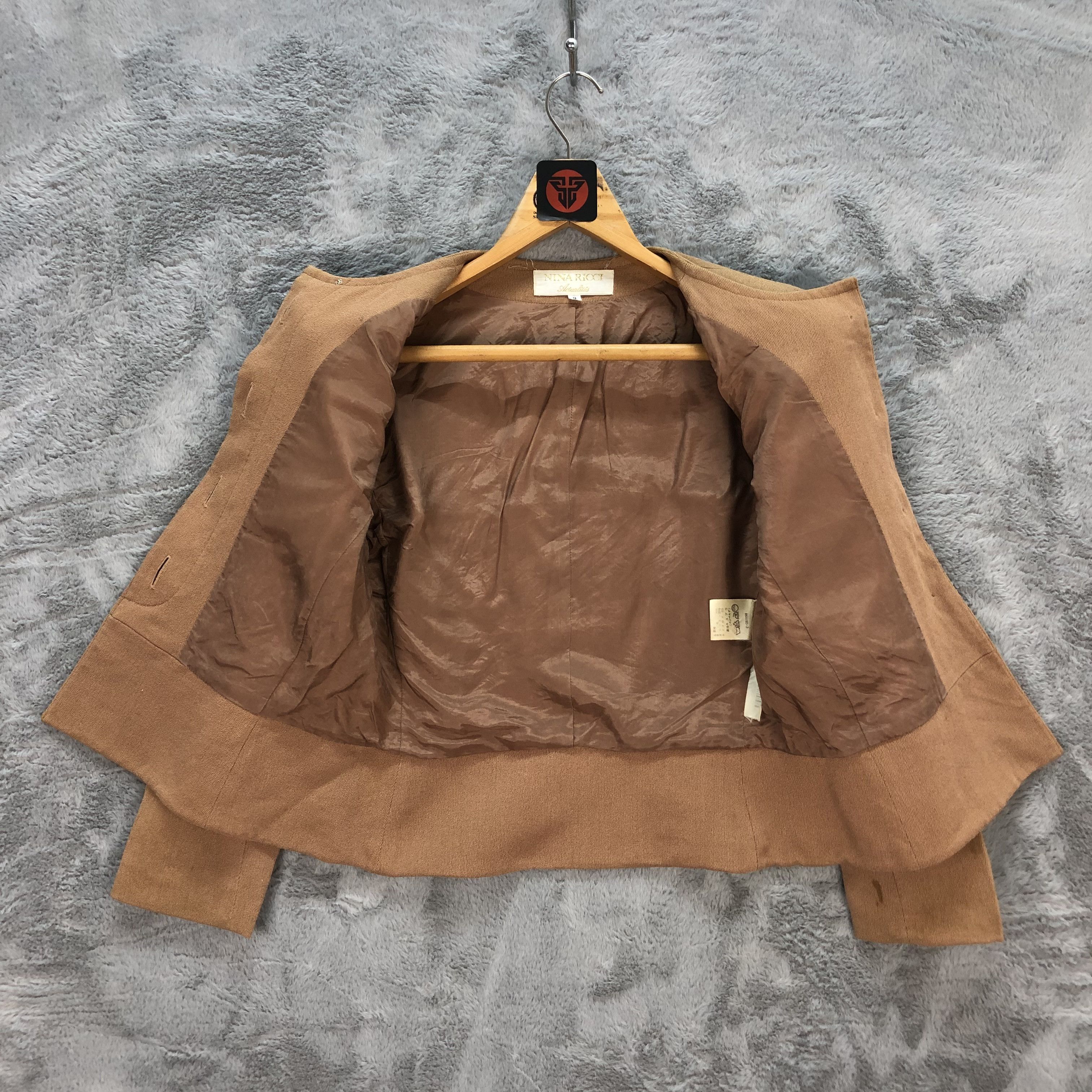 Nina Ricci NINA RICCI CROPPED JACKET / BROWN SUITS JACKET #6323-60 Size S / US 4 / IT 40 - 8 Thumbnail