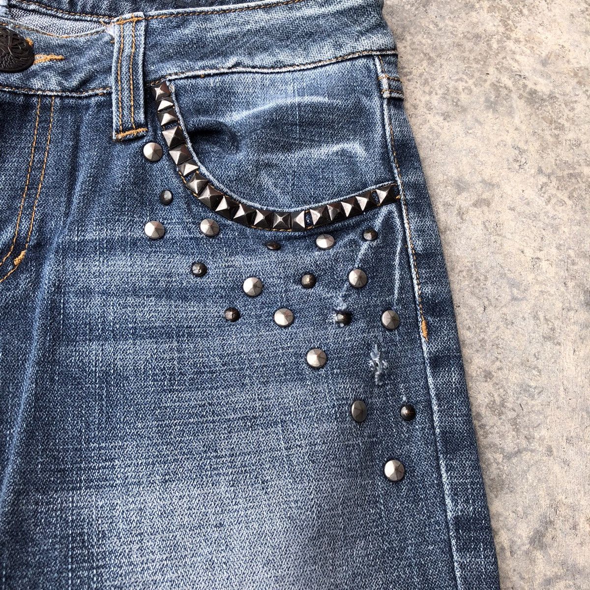 Japanese Brand Vintage japanese jeans spike studded like hysteric glamour Size US 29 - 5 Thumbnail