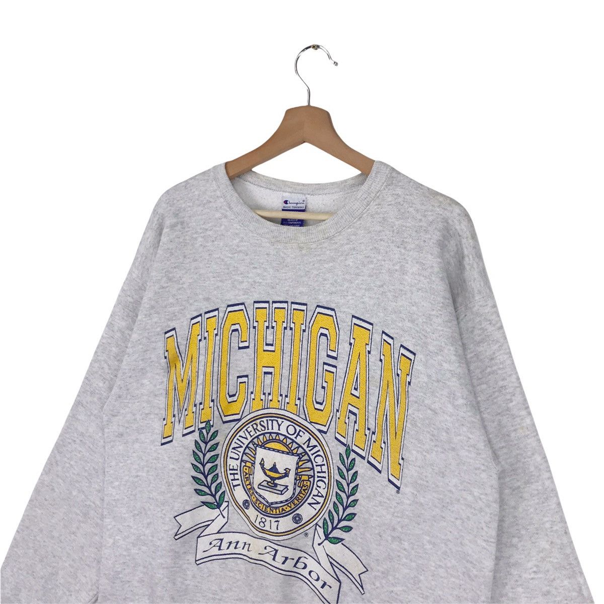 Champion × Vintage 90’s University Of Michigan Sweatshirts Crewneck Size US L / EU 52-54 / 3 - 4 Thumbnail