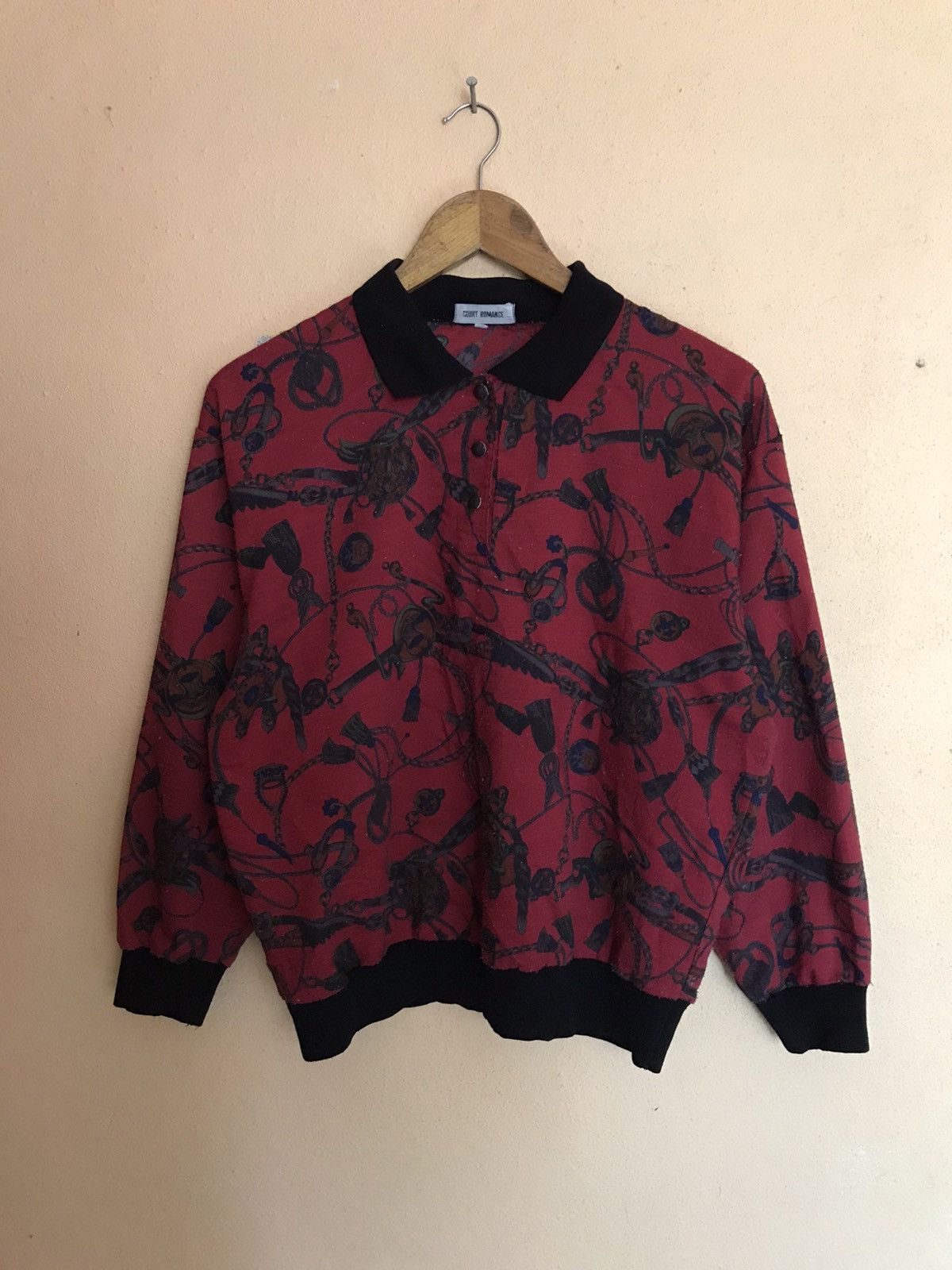 Japanese Brand RARE COURT ROMANCE BAROQUE SILK FULL PRINT HALF BUTTON Size US S / EU 44-46 / 1 - 1 Thumbnail