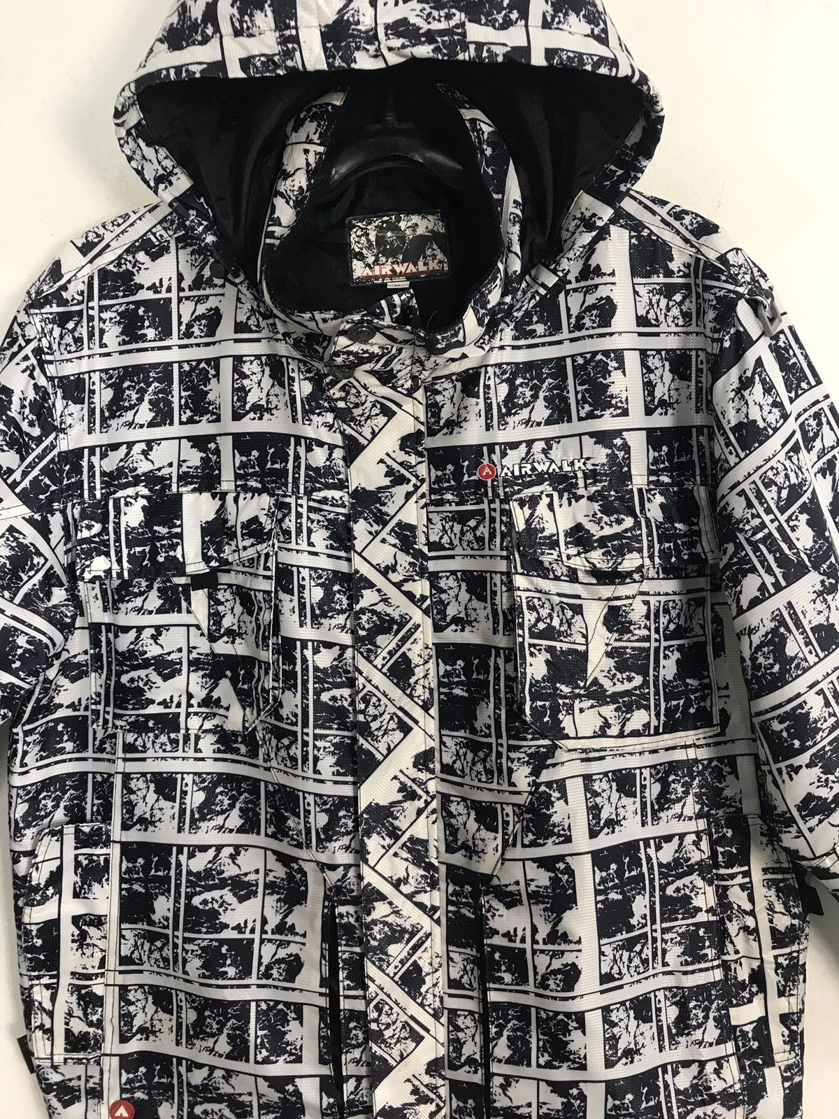 Airwalk × Japanese Brand Vintage Airwalk Jacket Ski Zipper Hoodie Style Size US XL / EU 56 / 4 - 3 Thumbnail