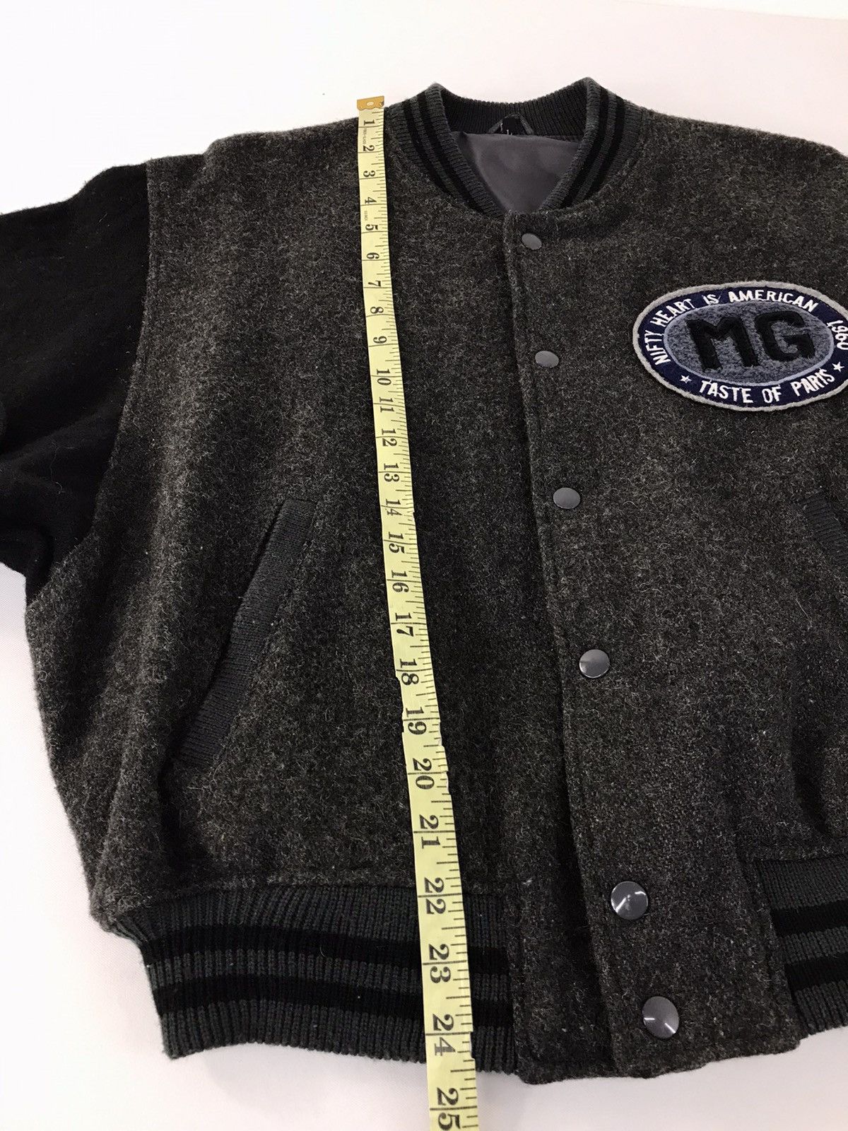 Vintage Vintage MG Simple Varsity Jacket Woll Quilted Inner Size US L / EU 52-54 / 3 - 13 Thumbnail