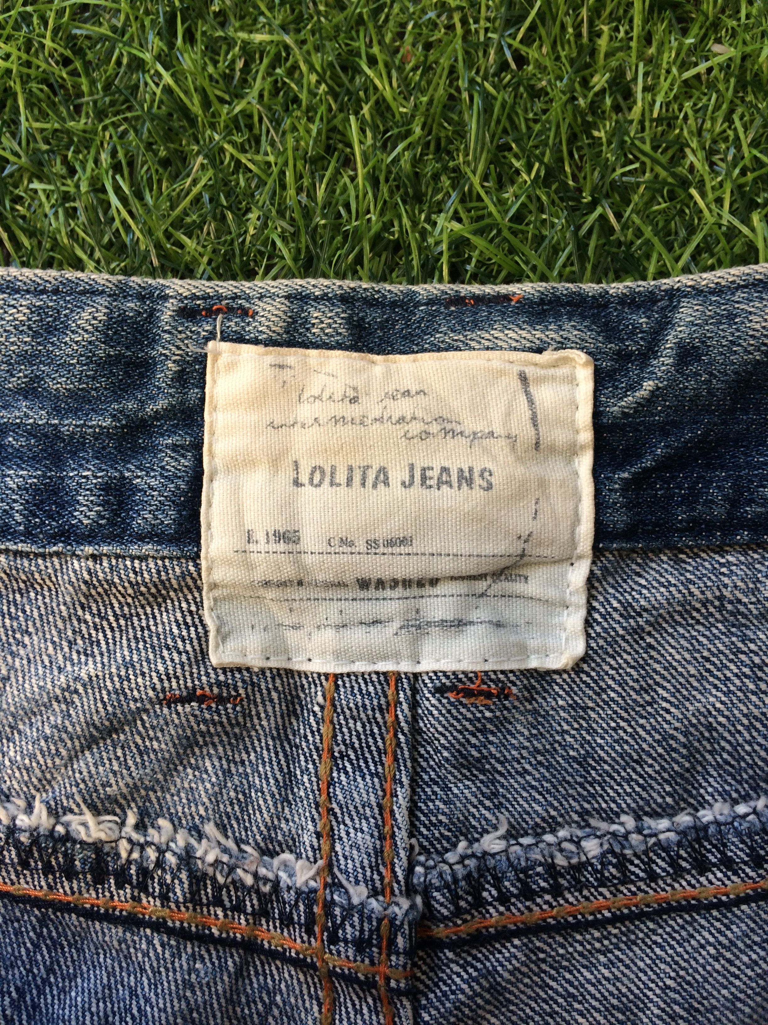 Japanese Brand light blue wash 2000’s grunge style tapered slim jeans D-451 Size US 29 - 10 Thumbnail