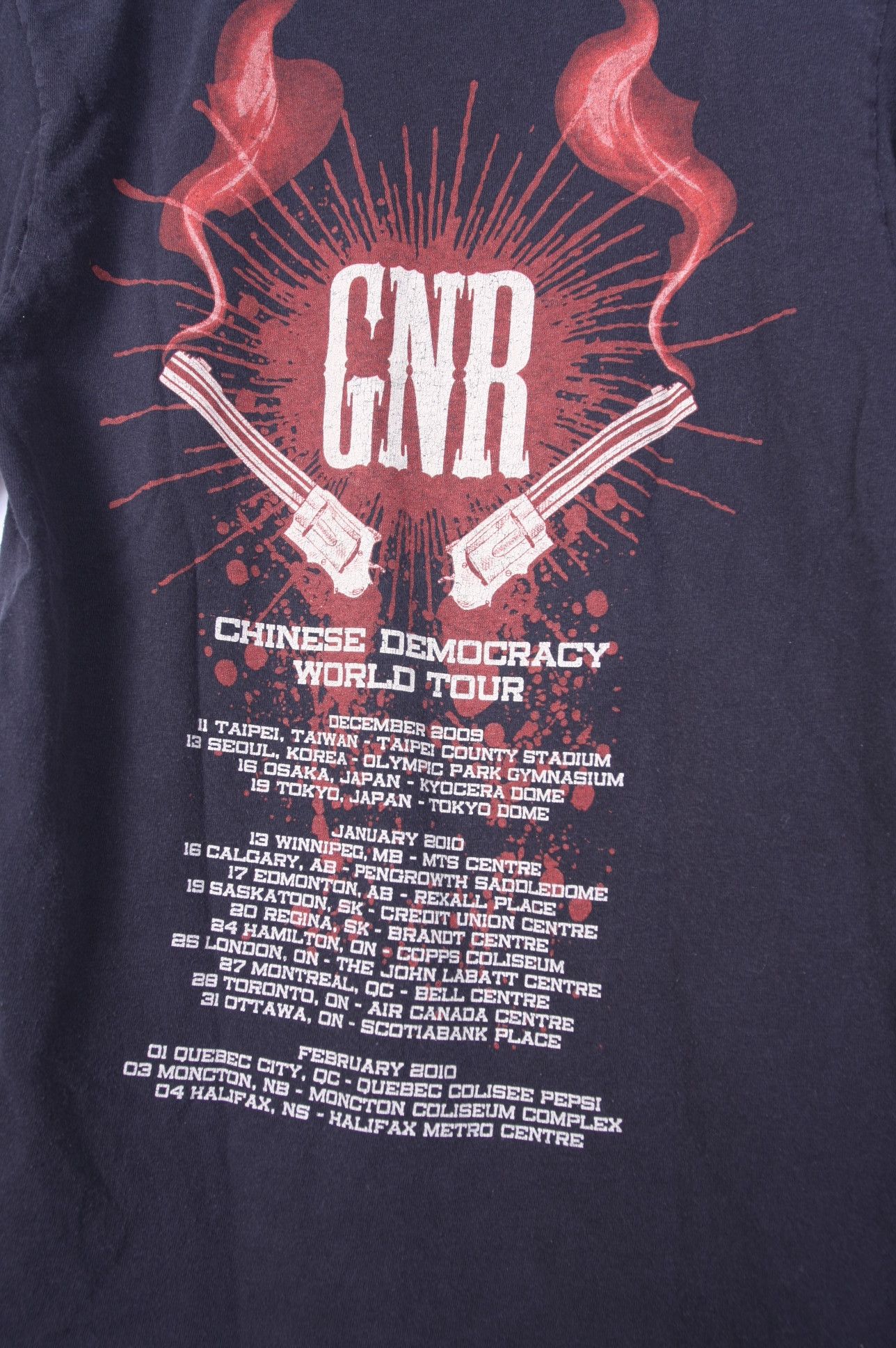 Band Tees Guns N Roses Chinese Democracy shirt 2009-10 Tour size S Size US S / EU 44-46 / 1 - 4 Thumbnail