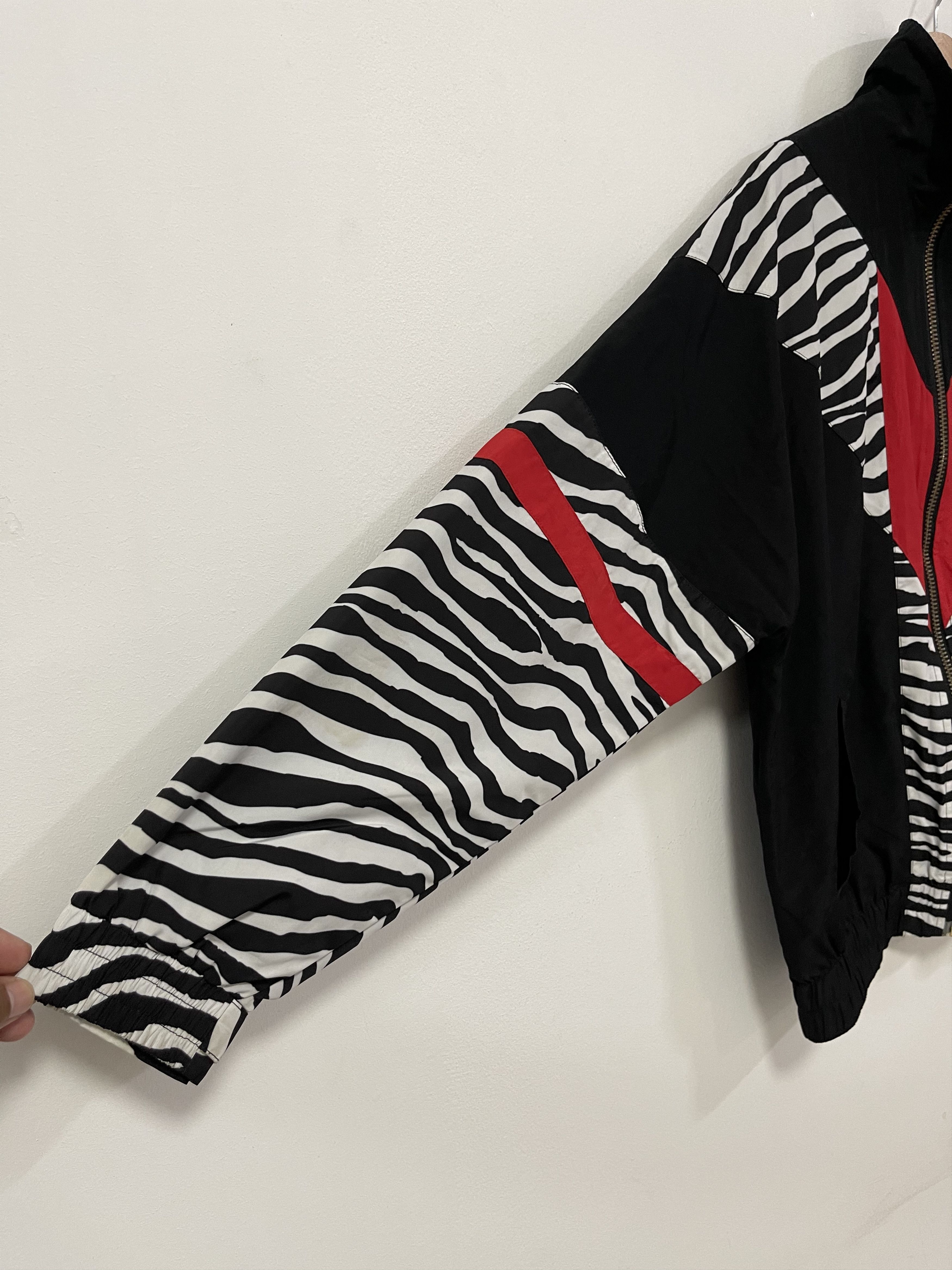 Fila × Joyrich × Vintage Vintage Fila Joyrich Multicolour Zebra Design Light Jacket Size US S / EU 44-46 / 1 - 8 Thumbnail