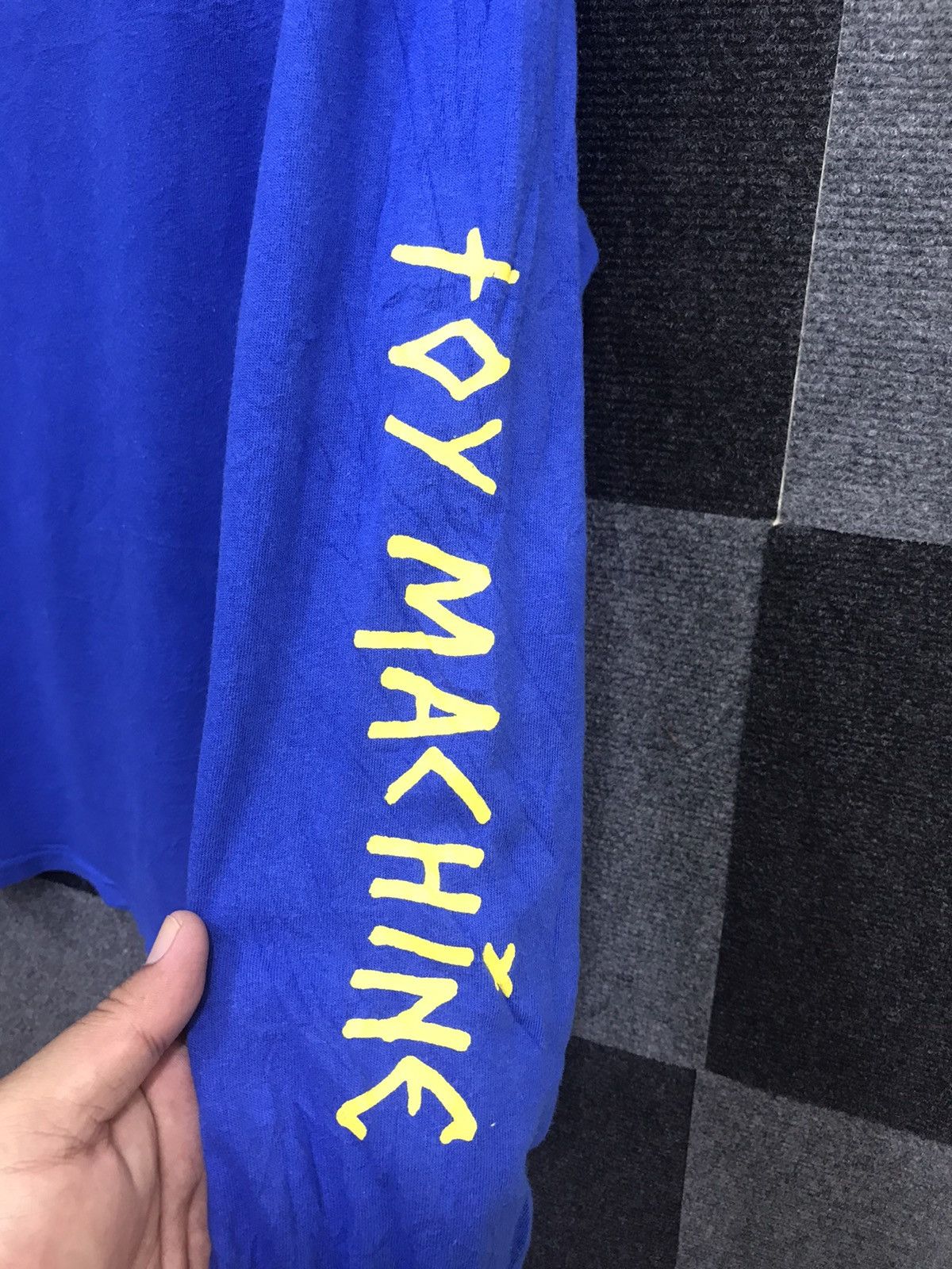 Toy Machine Vintage toy MACHiNe Skate Board Spell Out Side Print Shirt Size US M / EU 48-50 / 2 - 5 Thumbnail