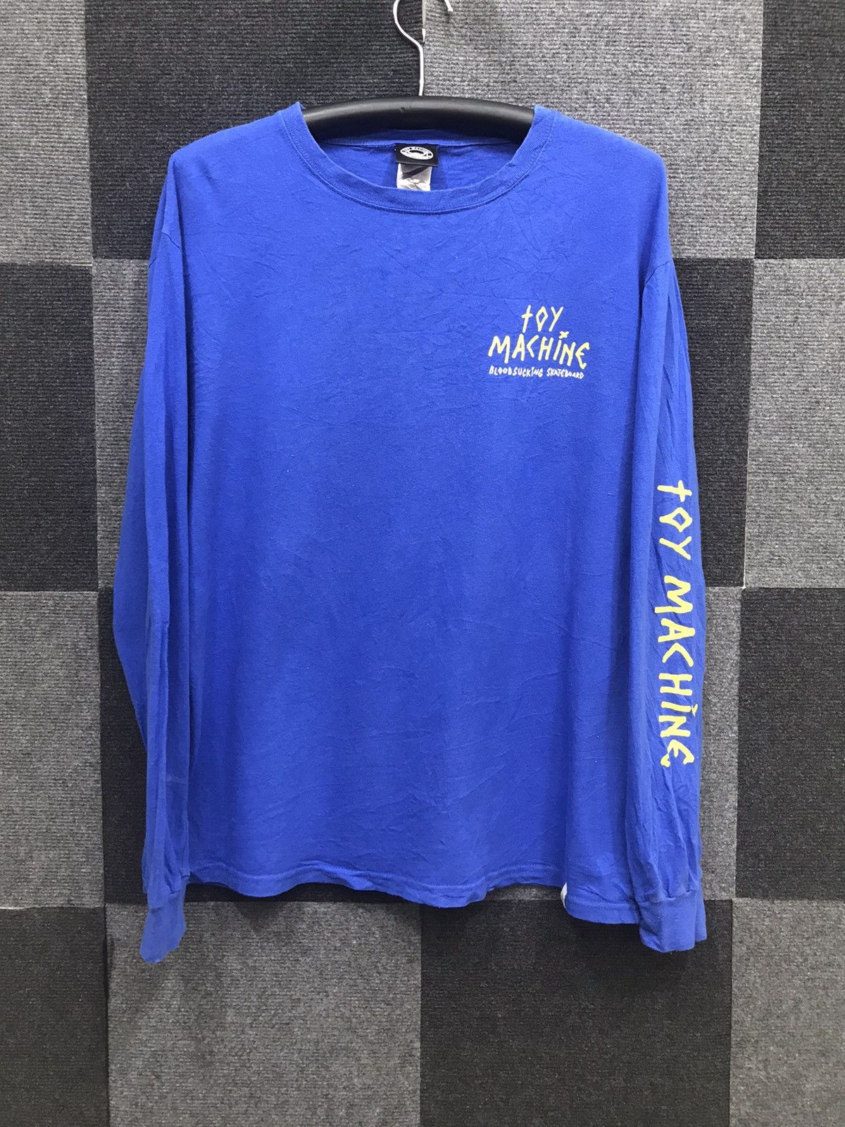 Toy Machine Vintage toy MACHiNe Skate Board Spell Out Side Print Shirt Size US M / EU 48-50 / 2 - 8 Thumbnail