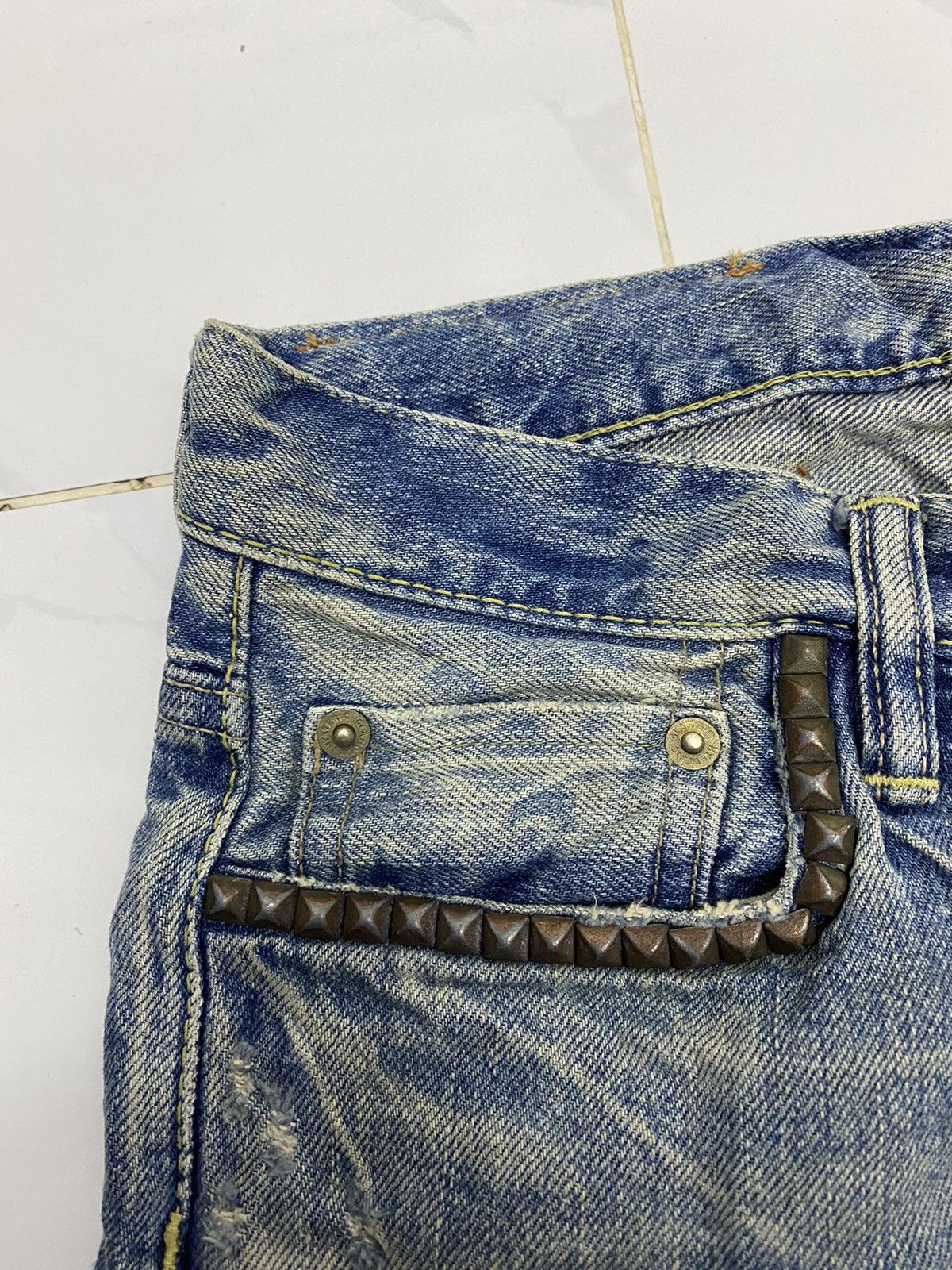 Hysteric Glamour HYSTERIC GLAMOUR STUDDED DISTRESSED