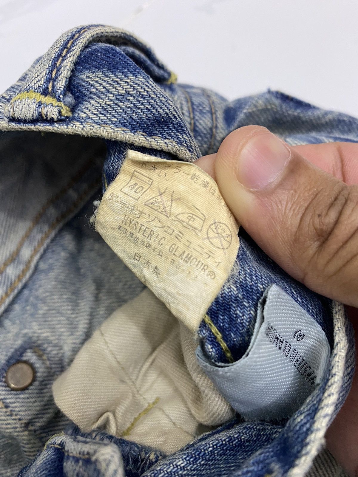 Hysteric Glamour HYSTERIC GLAMOUR SELVEDGE DISTRESSED STUDDED DENIM JEANS Size US 27 - 13 Thumbnail