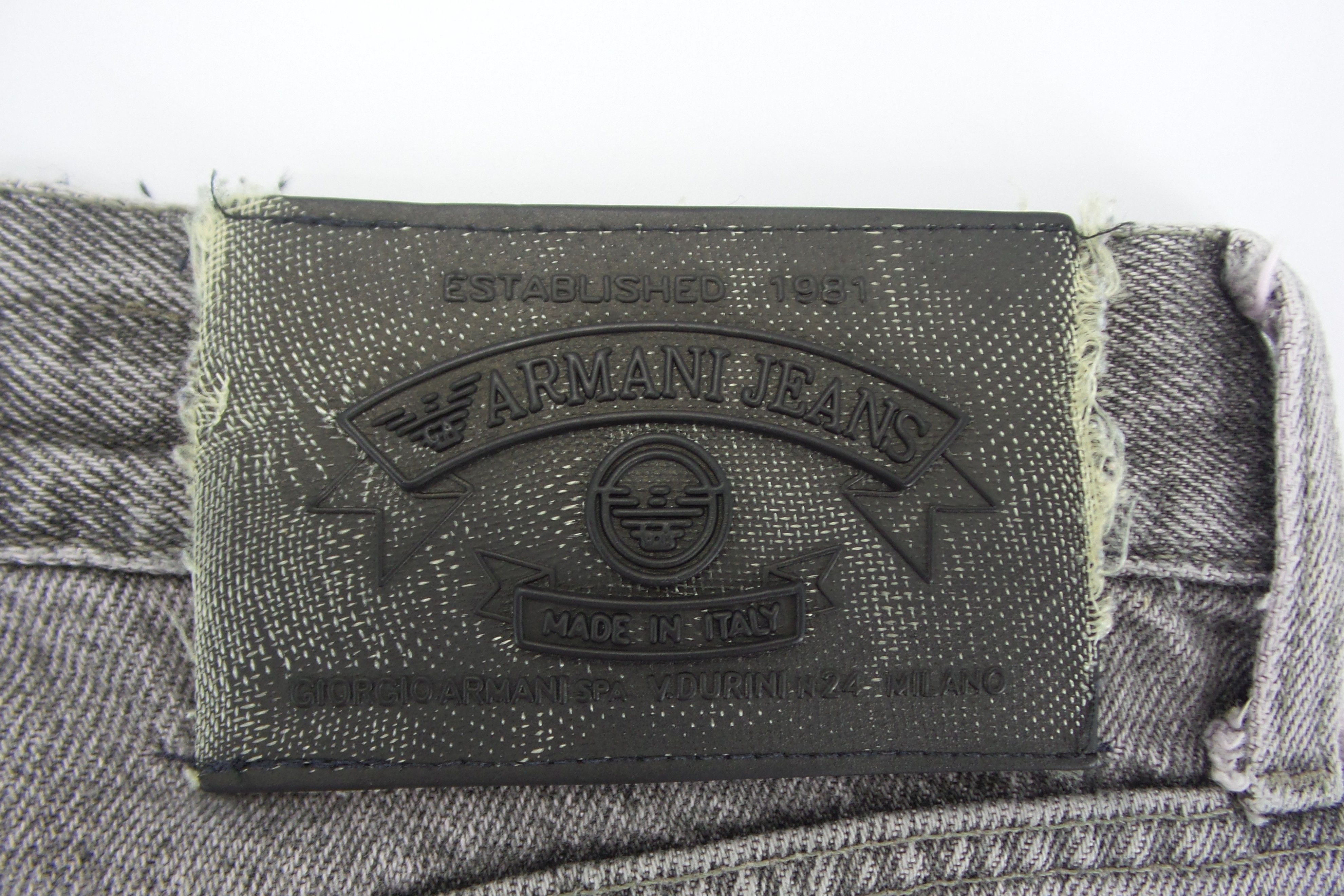 Designer × Giorgio Armani Giorgio Armani 'Tea Smokey Wash' Button Fly Jeans W30xL38.5 Size US 29 - 9 Thumbnail