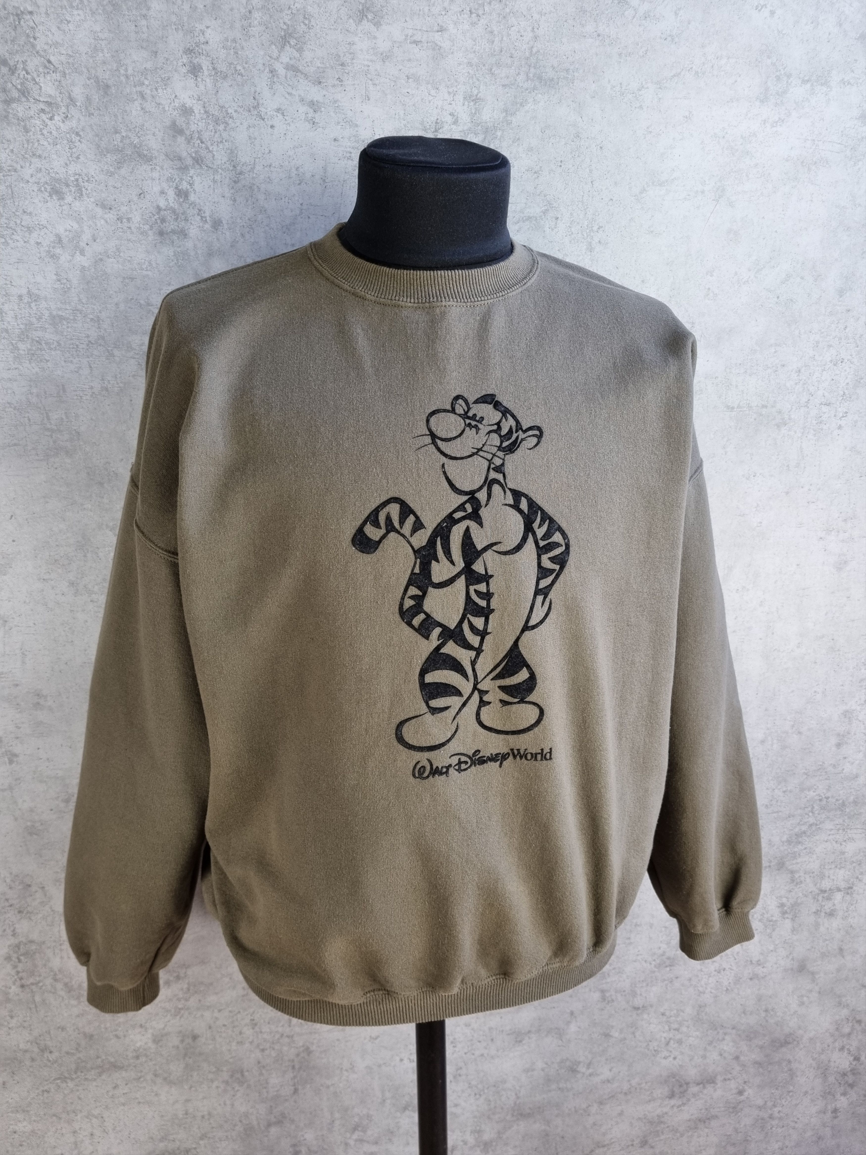 Disney × Vintage Vintage 90s Disney The Tiger Pooh Sweatshirt Size US L / EU 52-54 / 3 - 2 Thumbnail