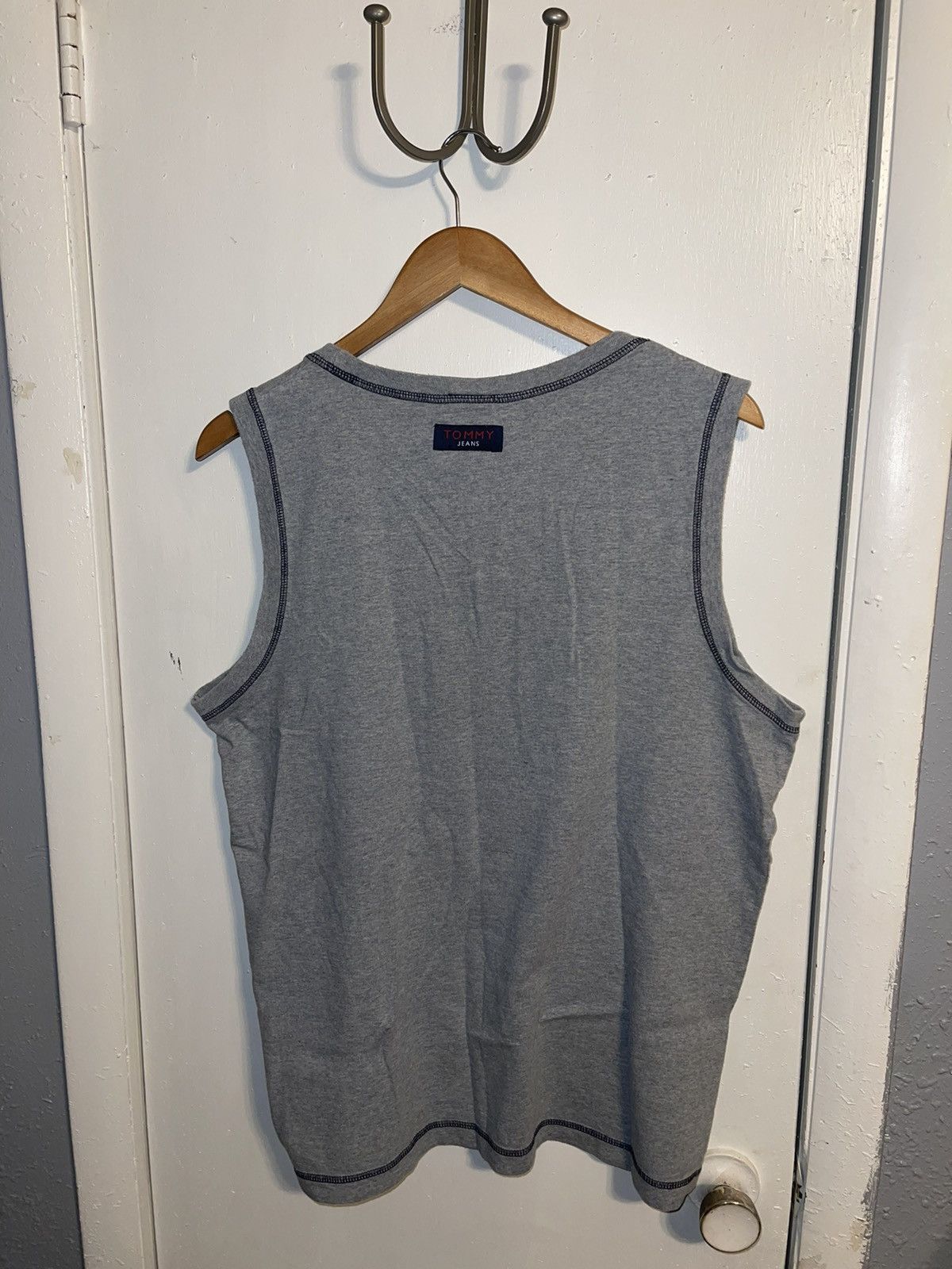 Tommy Hilfiger Vintage Tommy Hilfiger Tank Size US L / EU 52-54 / 3 - 3 Thumbnail