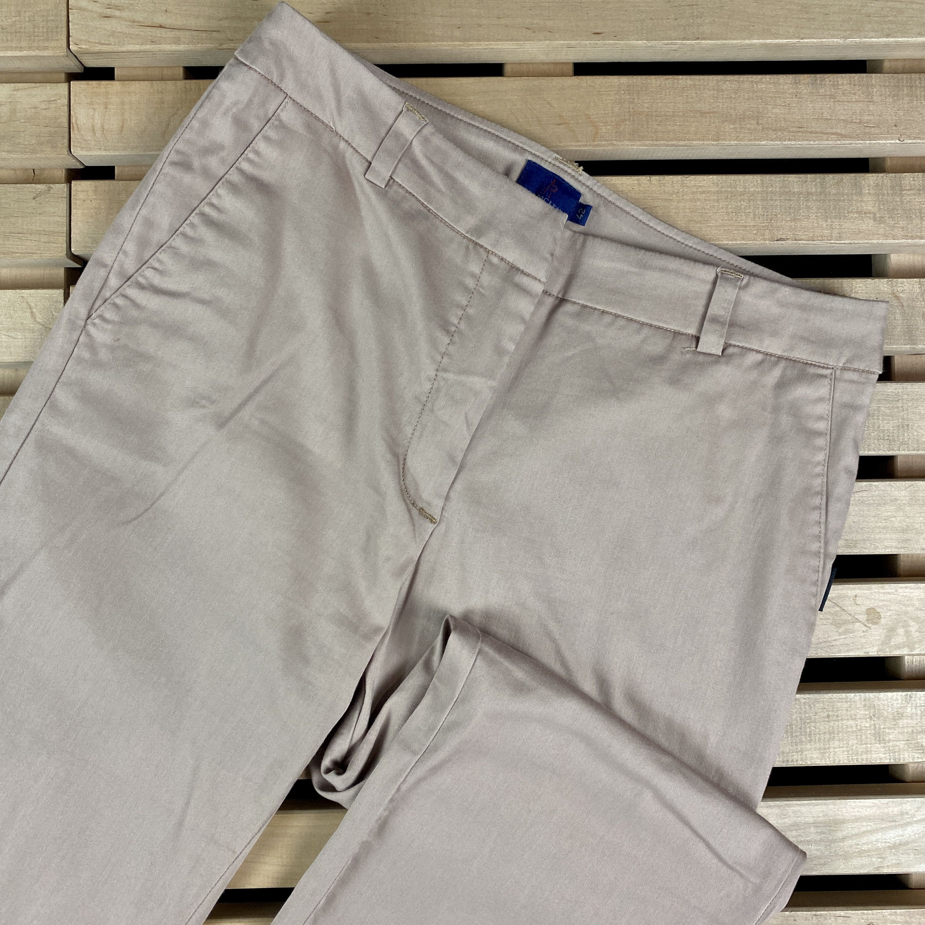 Moncler Womens Pants Moncler Vintage Size 42 Opti Size 28" / US 6 / IT 42 - 2 Thumbnail