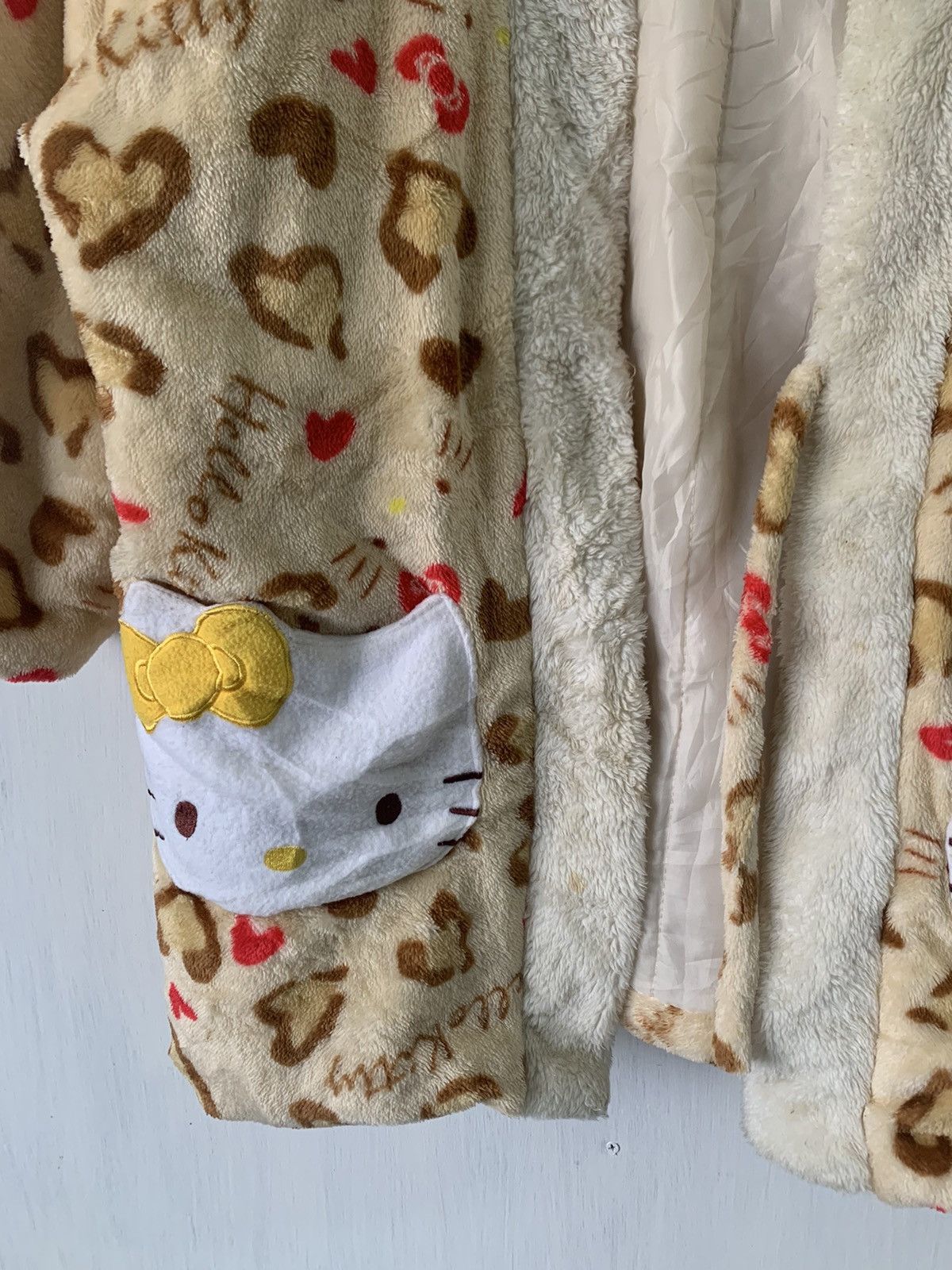 Anime Hello Kitty Kimono Sweater Cardigan Style Size US M / EU 48-50 / 2 - 6 Thumbnail