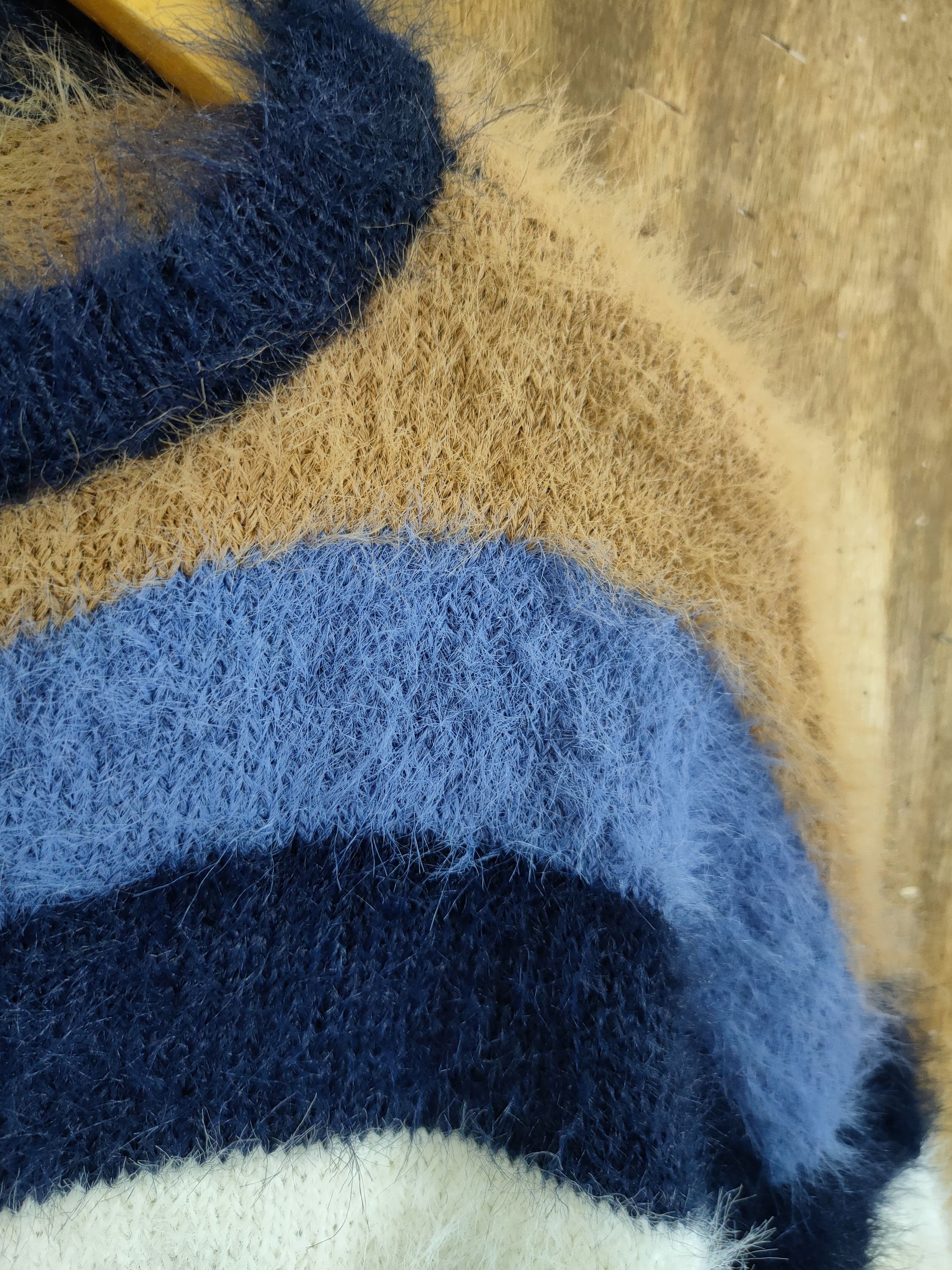 Hypebeast D Anap Mimpi stripe mohair fur shaggy knitwear#46-990 Size S / US 4 / IT 40 - 5 Thumbnail