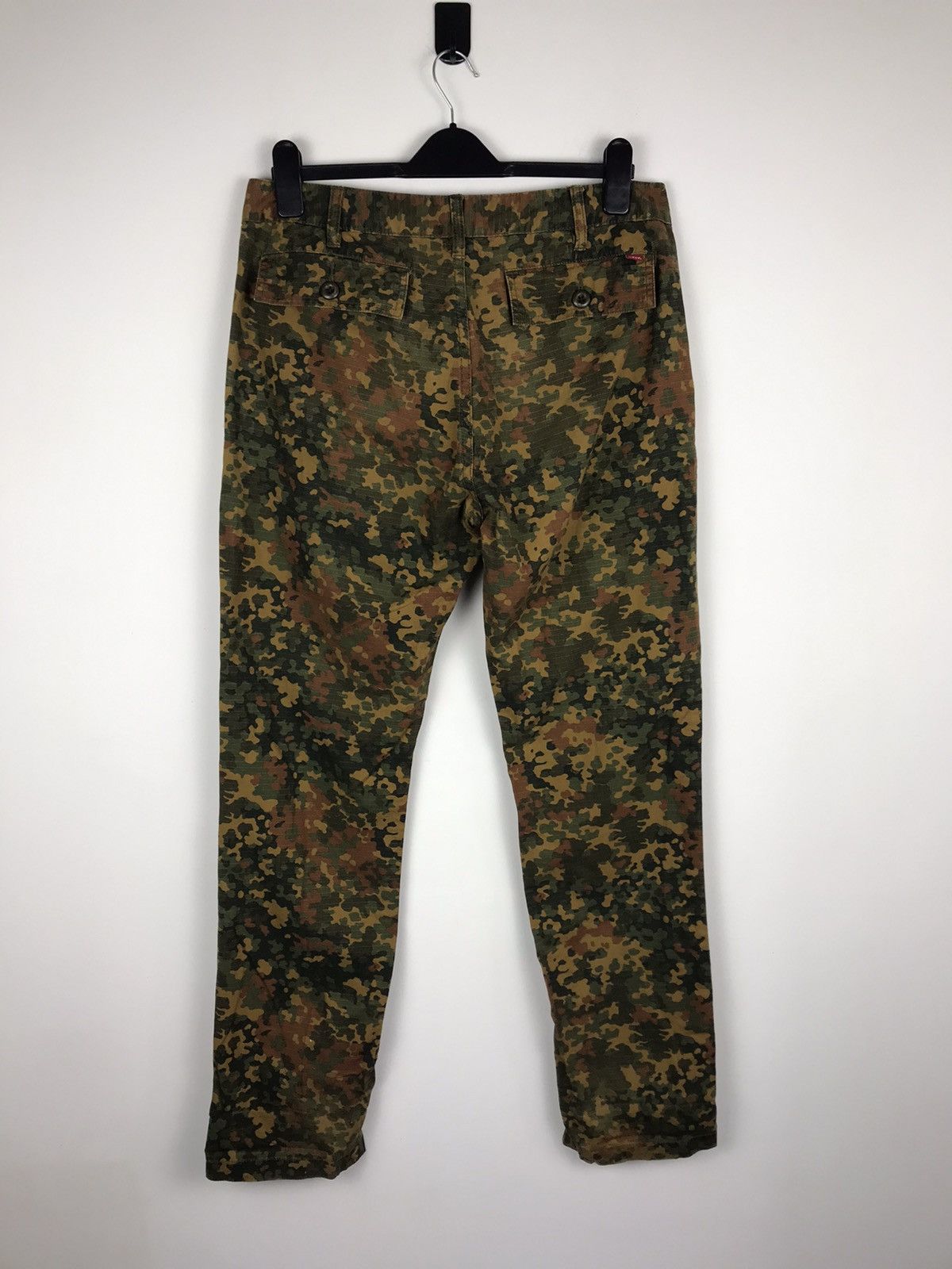 Obey × Vintage Vintage Obey Camo Cargo Pants Size US 32 / EU 48 - 2 Thumbnail