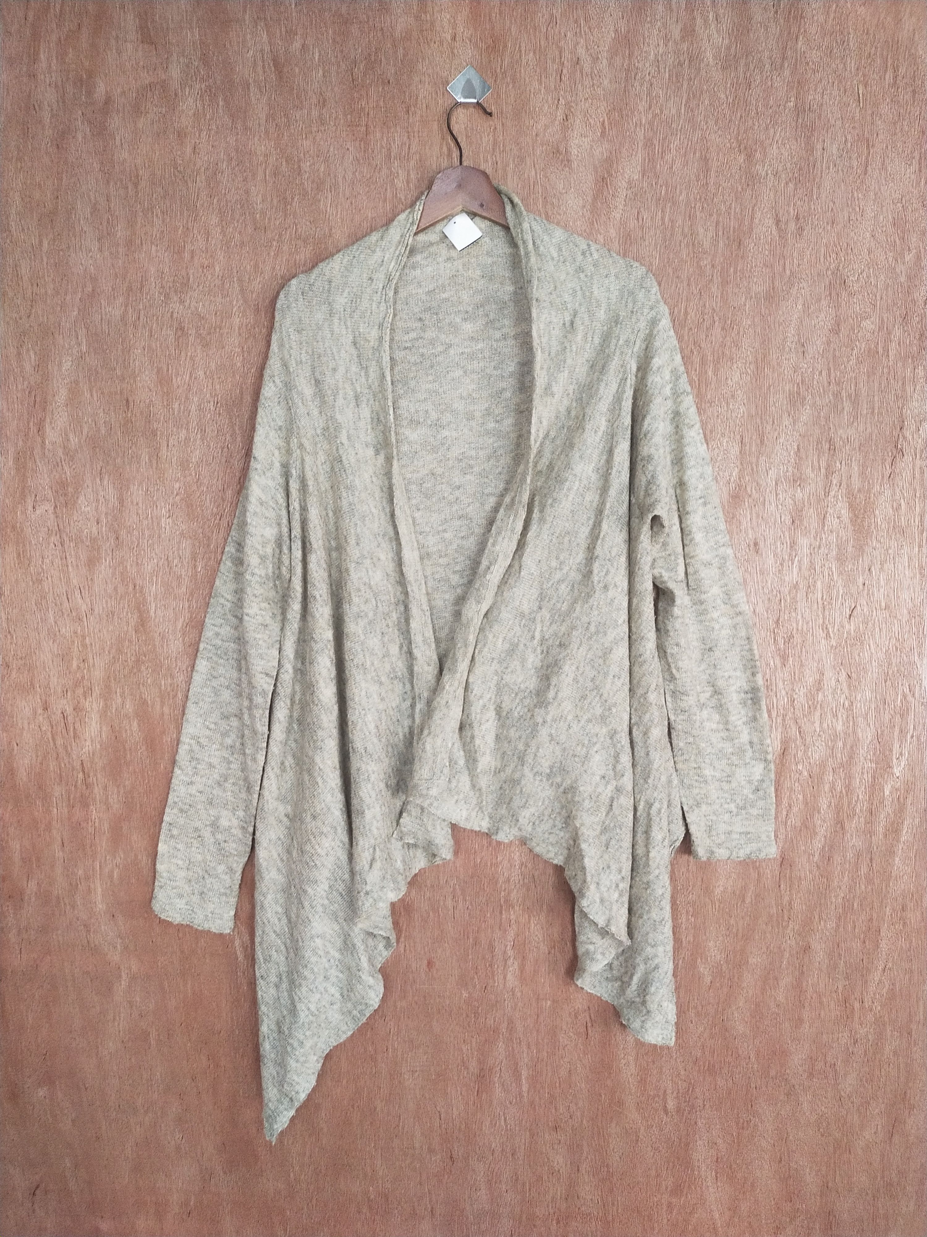 Hypebeast Pou dou dou gray plain knitwear cardigan #S015 Size US L / EU 52-54 / 3 - 1 Thumbnail