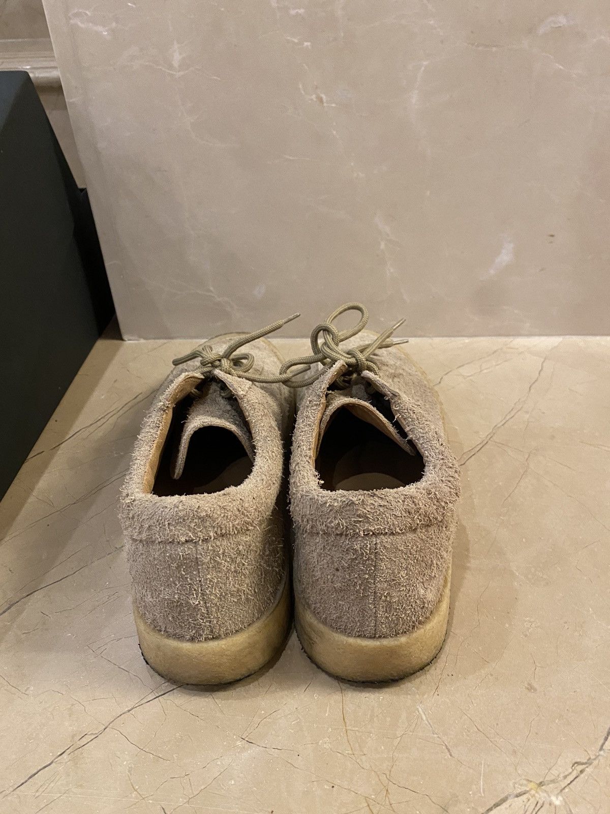 Yeezy Taupe Thick Shaggy Suede Crepe Sneaker Size US 10 / EU 43 - 3 Thumbnail