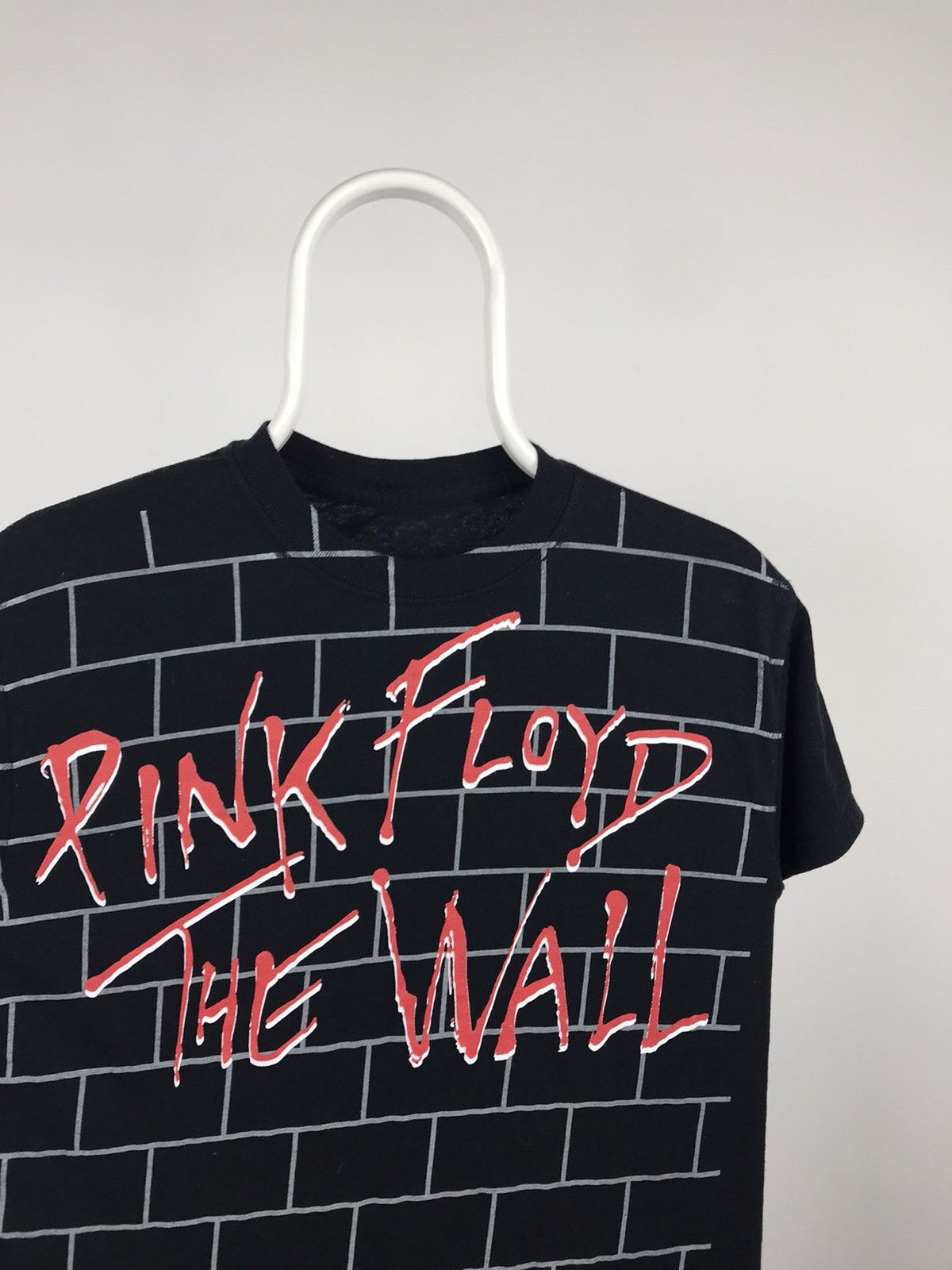Liquid Blue × Pink Floyd Liquid Blue 2020 Pink Floyd The Wall Over Print Full Tee Size US S / EU 44-46 / 1 - 2 Thumbnail