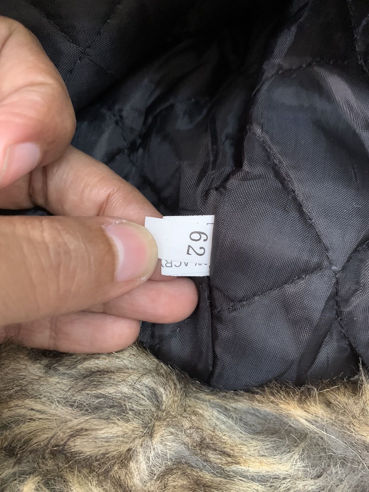 Japanese Brand Nice Checkered Style Trapper Hat Furry Like Size ONE SIZE - 12 Thumbnail