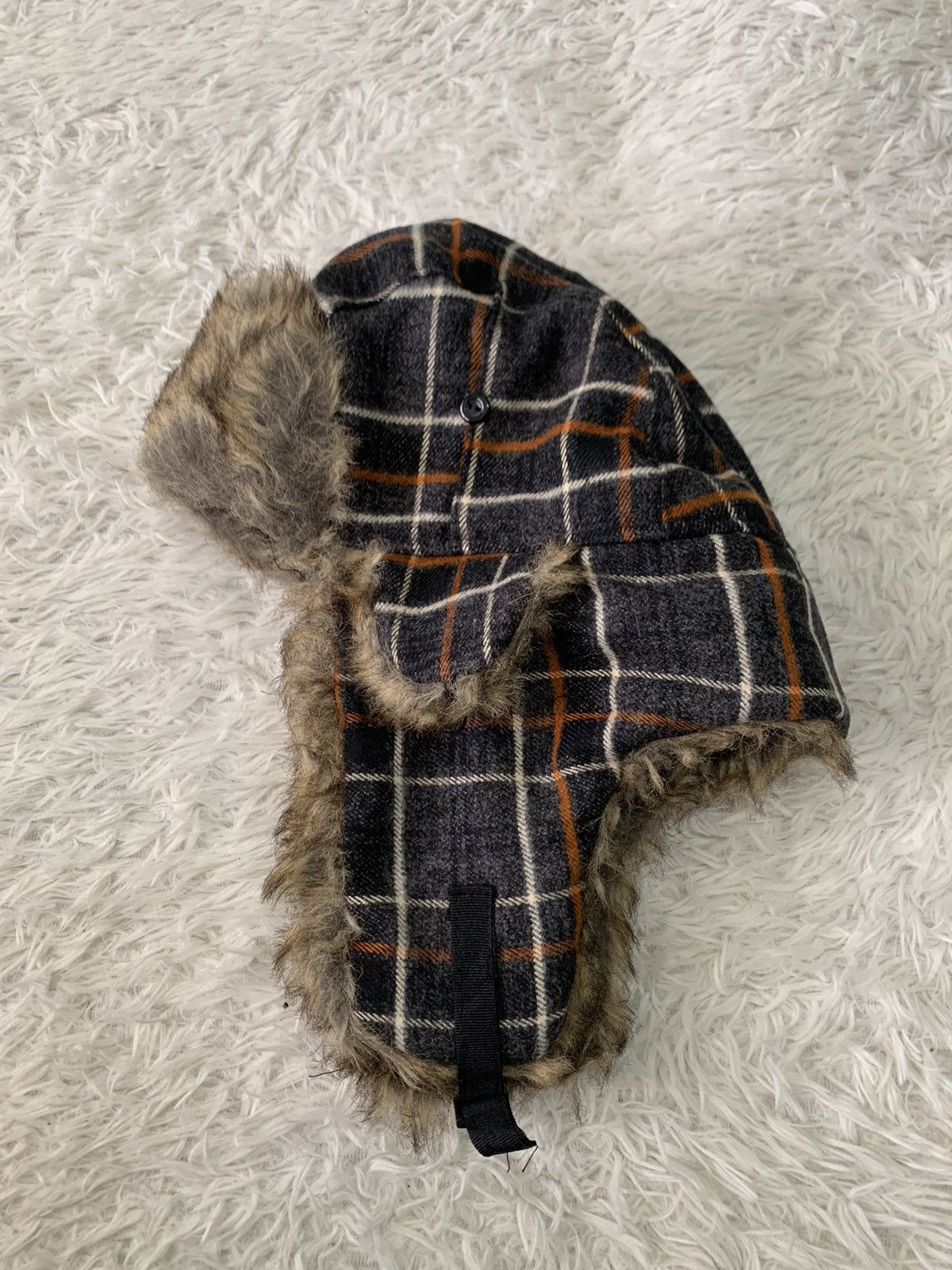 Japanese Brand Nice Checkered Style Trapper Hat Furry Like Size ONE SIZE - 6 Thumbnail