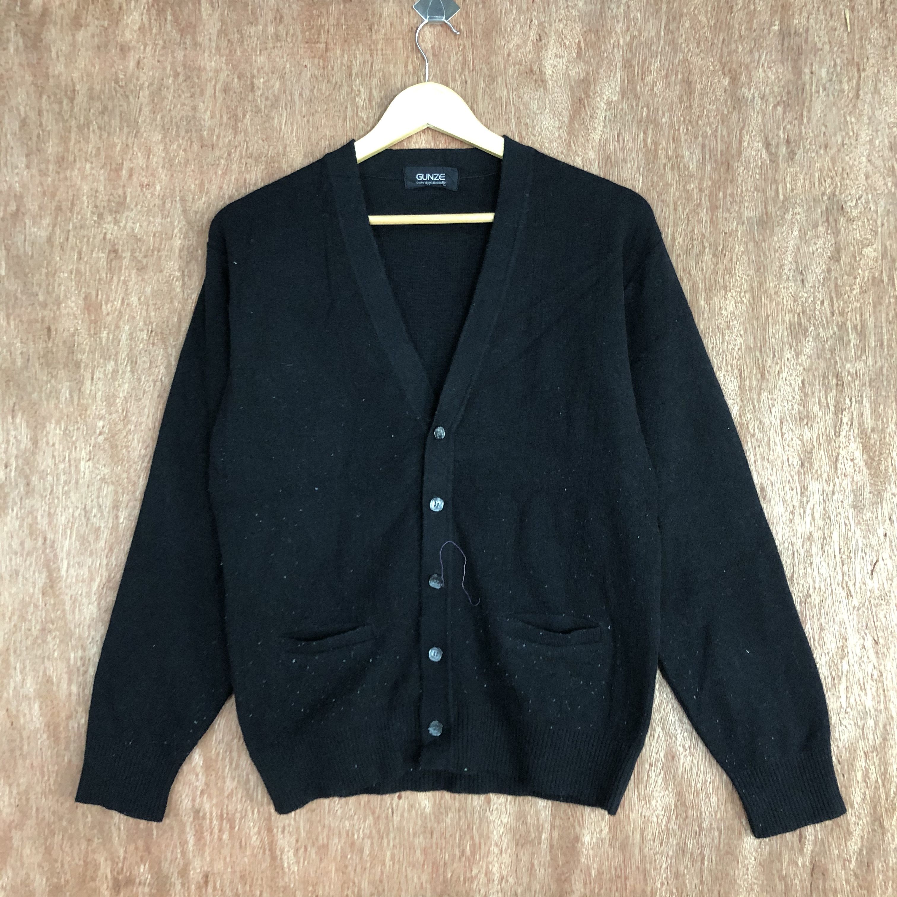 Japanese Brand Gunze Black knitwear japan streetwear Cardigan #c452 Size US M / EU 48-50 / 2 - 3 Thumbnail