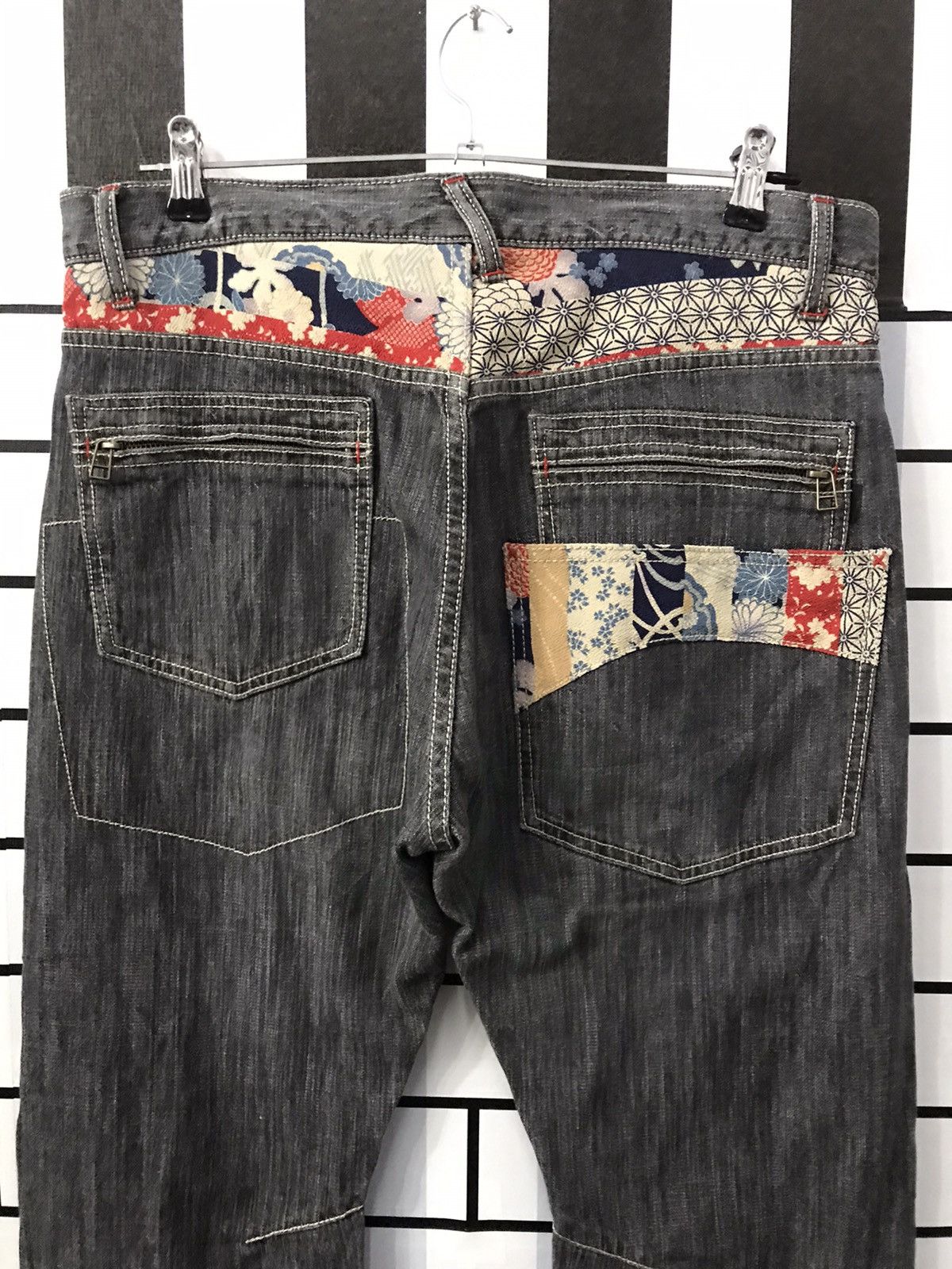 Art Comes First × Japanese Brand Wild Khakis Japan Double Pocket Japan Art Motif Slim Denim Size US 33 - 2 Thumbnail