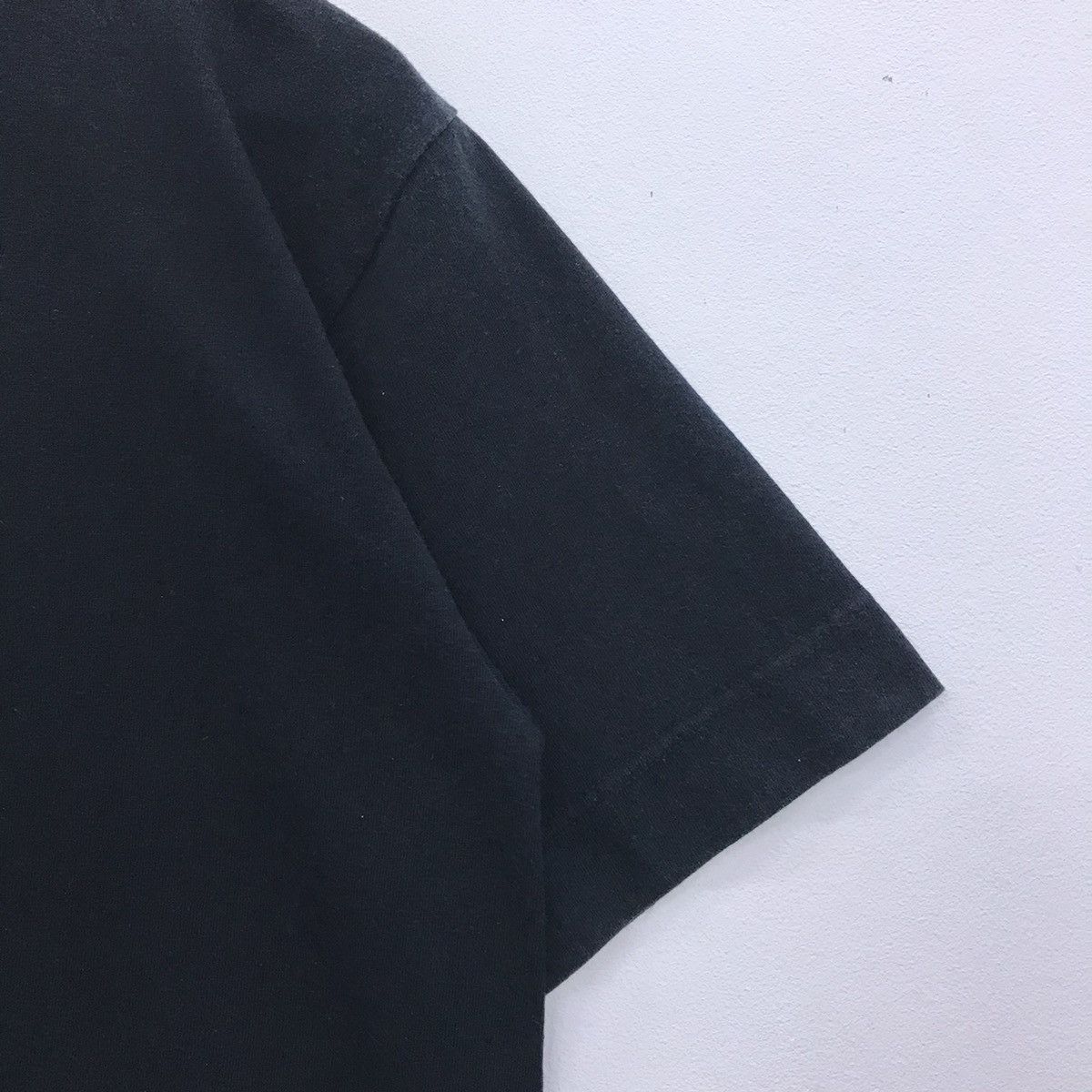 General Research Rare!! General Research DARK SIDE OF THE MOON Tee Size US M / EU 48-50 / 2 - 4 Thumbnail