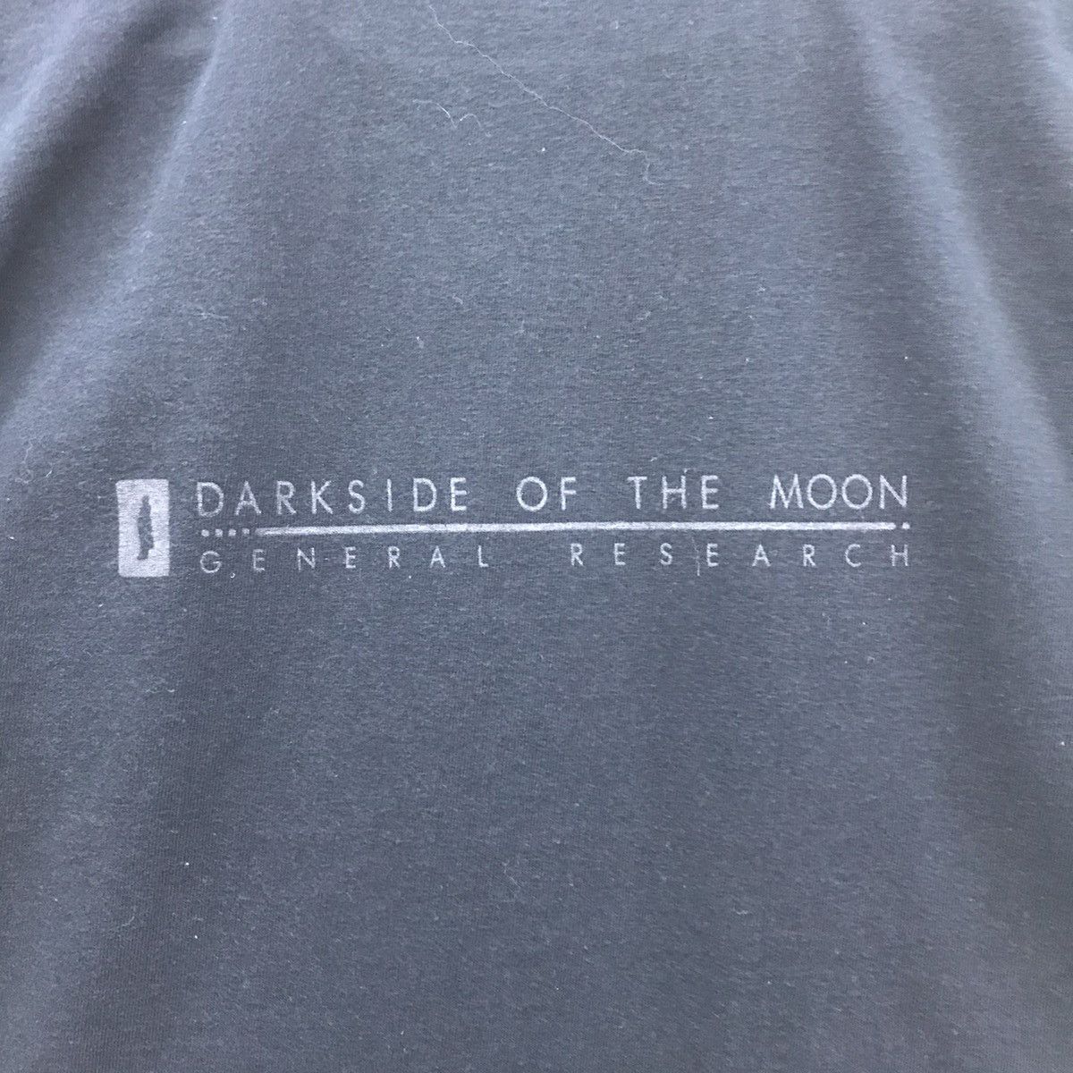 General Research Rare!! General Research DARK SIDE OF THE MOON Tee Size US M / EU 48-50 / 2 - 11 Thumbnail