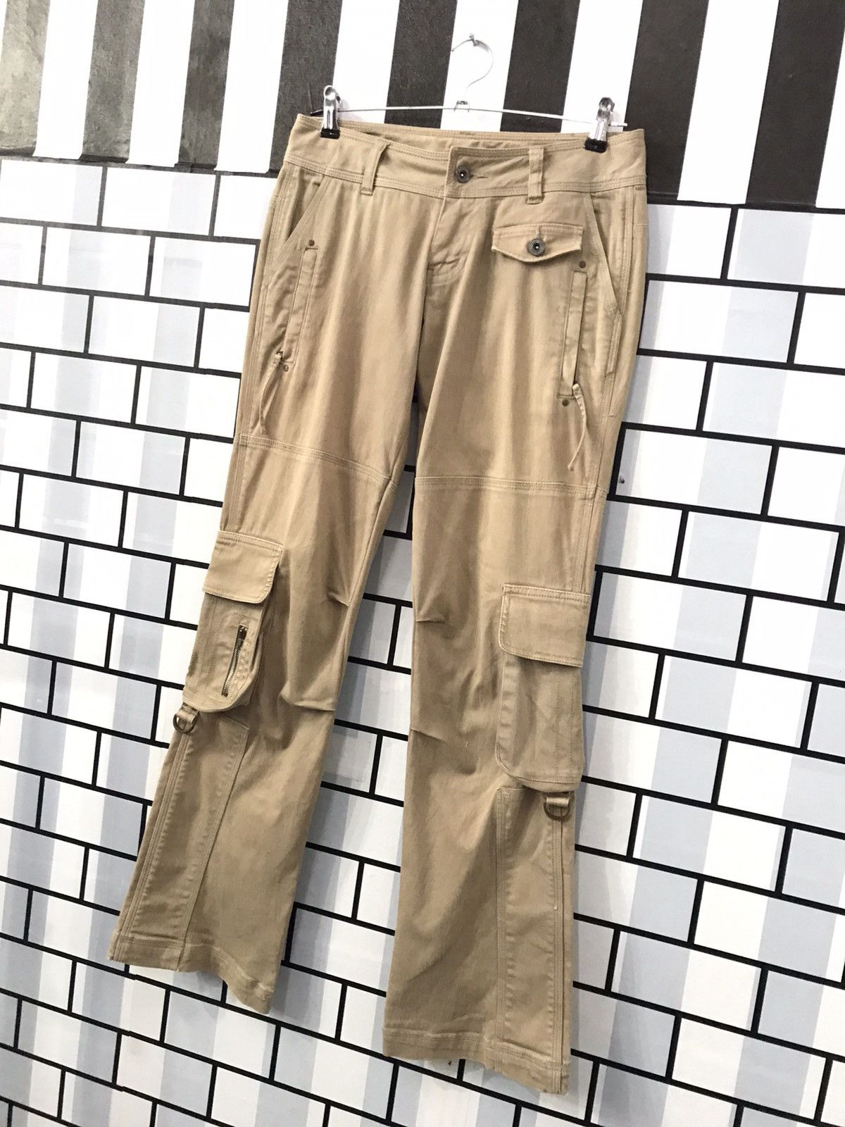 Japanese Brand Japanese Brand Luiez Cargo Multi pocket Flare Pants Size US 28 / EU 44 - 2 Thumbnail