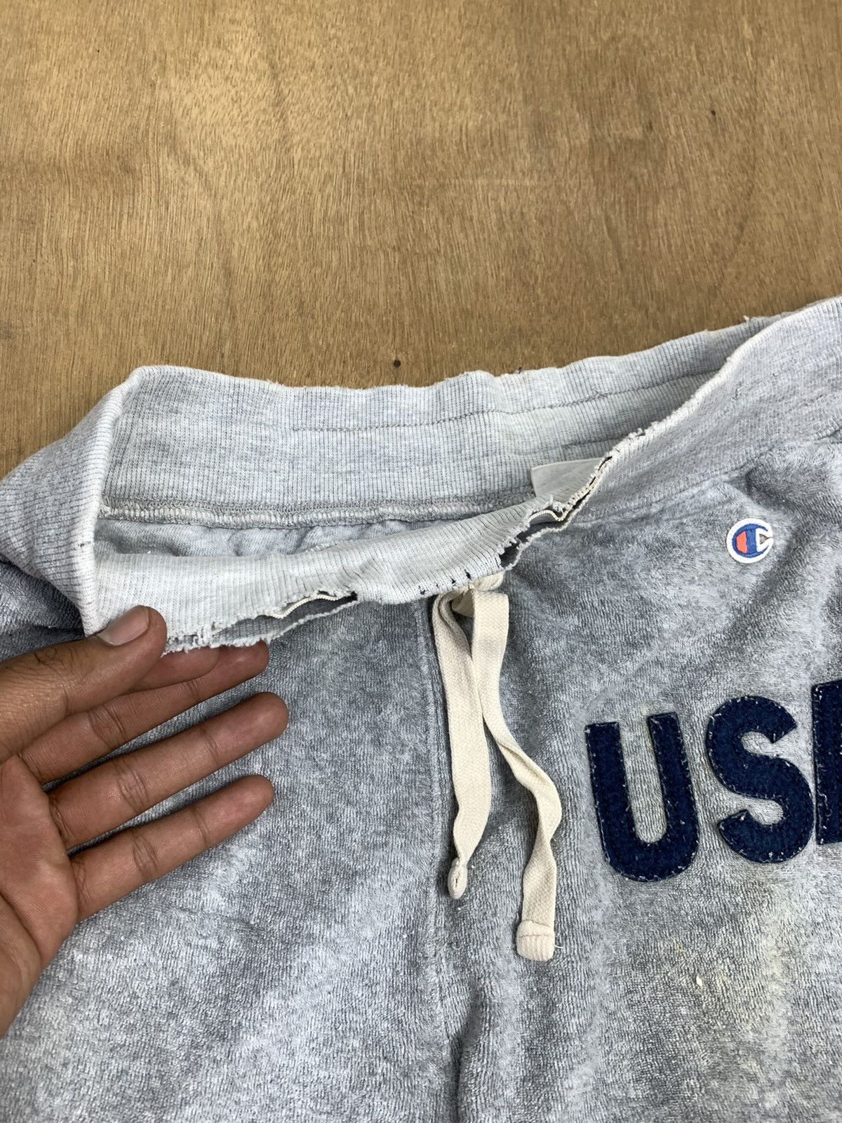 Champion × Japanese Brand CHAMPION USA Spellout Big Logo Summer Surf Sweat Short Pant Size US 29 - 14 Thumbnail