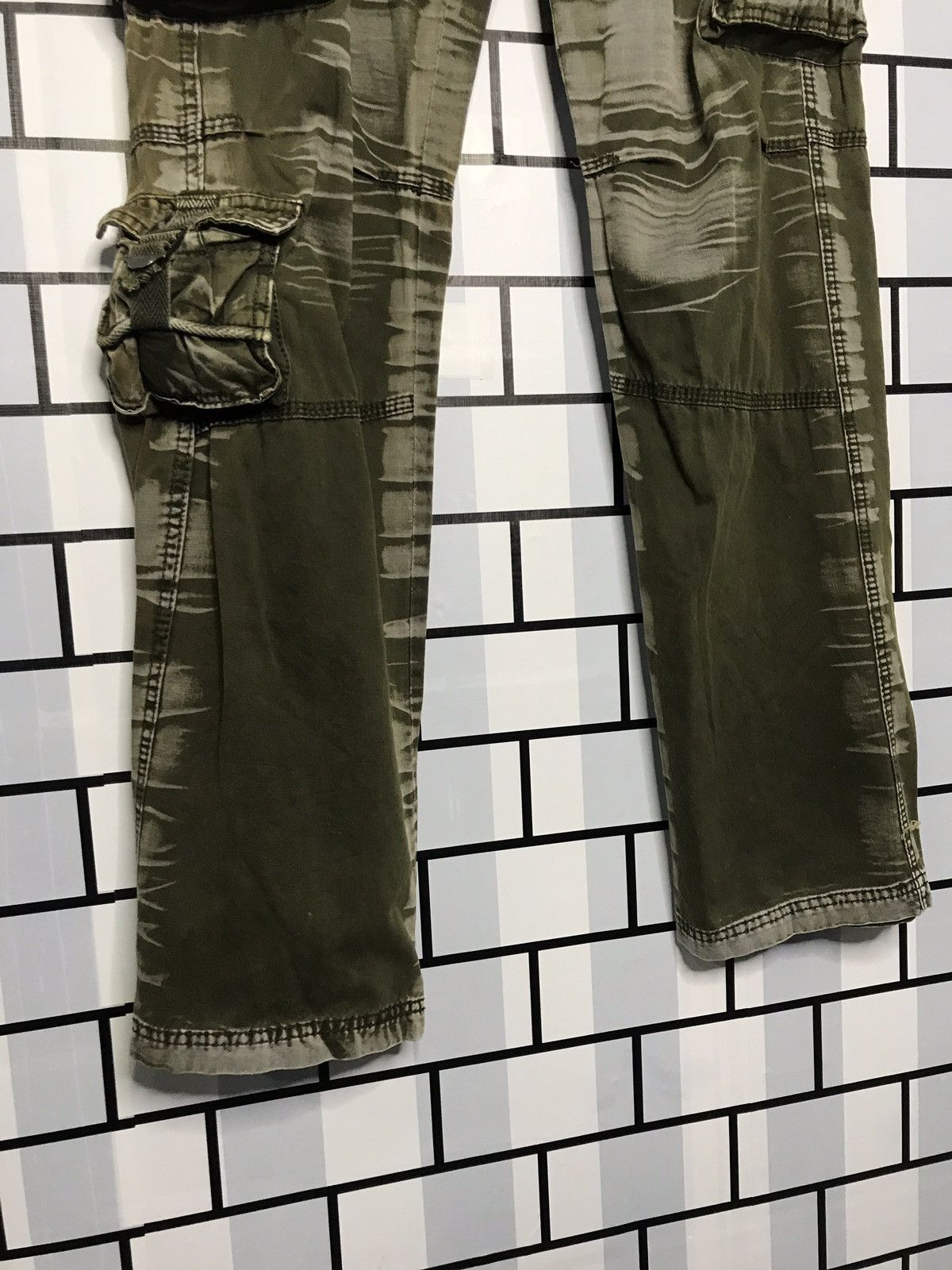 Japanese Brand japanese brand J.g wangzi cargo multi pocket two tone pants Size US 33 - 8 Thumbnail