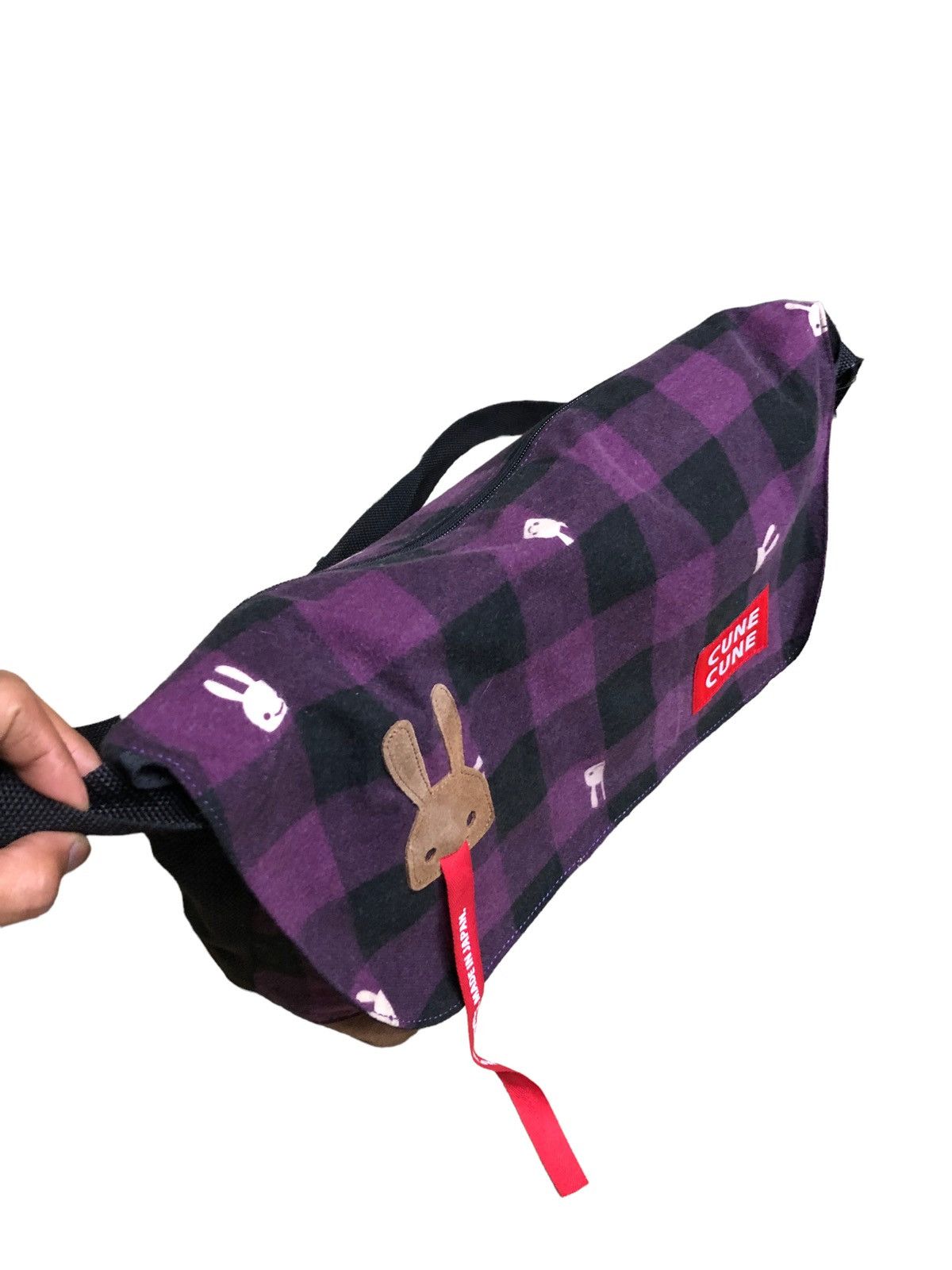 Japanese Brand CUNE RABBIT JAPAN MESSENGGER BAG Size ONE SIZE - 2 Thumbnail