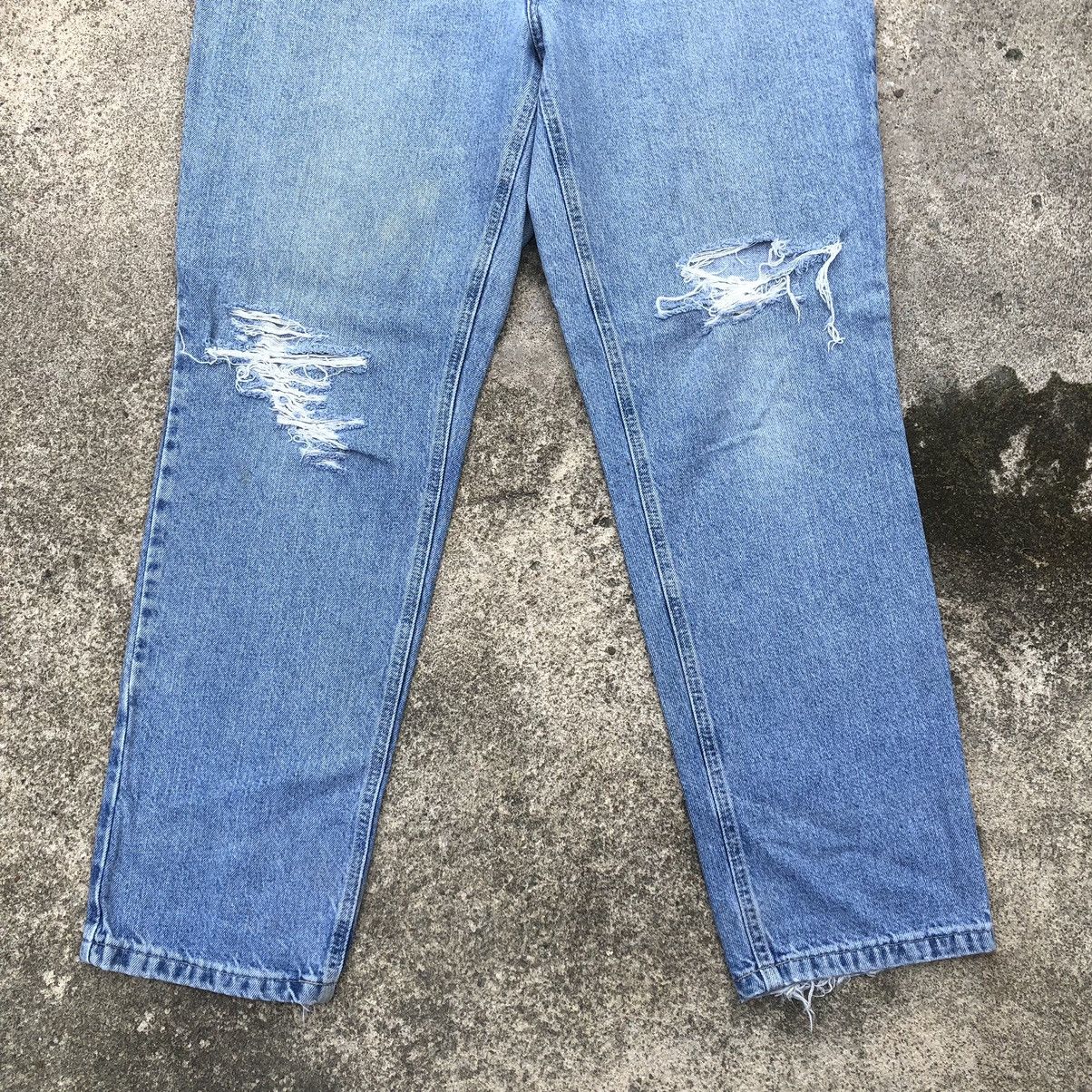 Tommy Hilfiger × Vintage 🔥Trash🔥Tommy Hilfiger Stoned Wash Rips Distress Denim Jeans Size US 32 / EU 48 - 3 Thumbnail