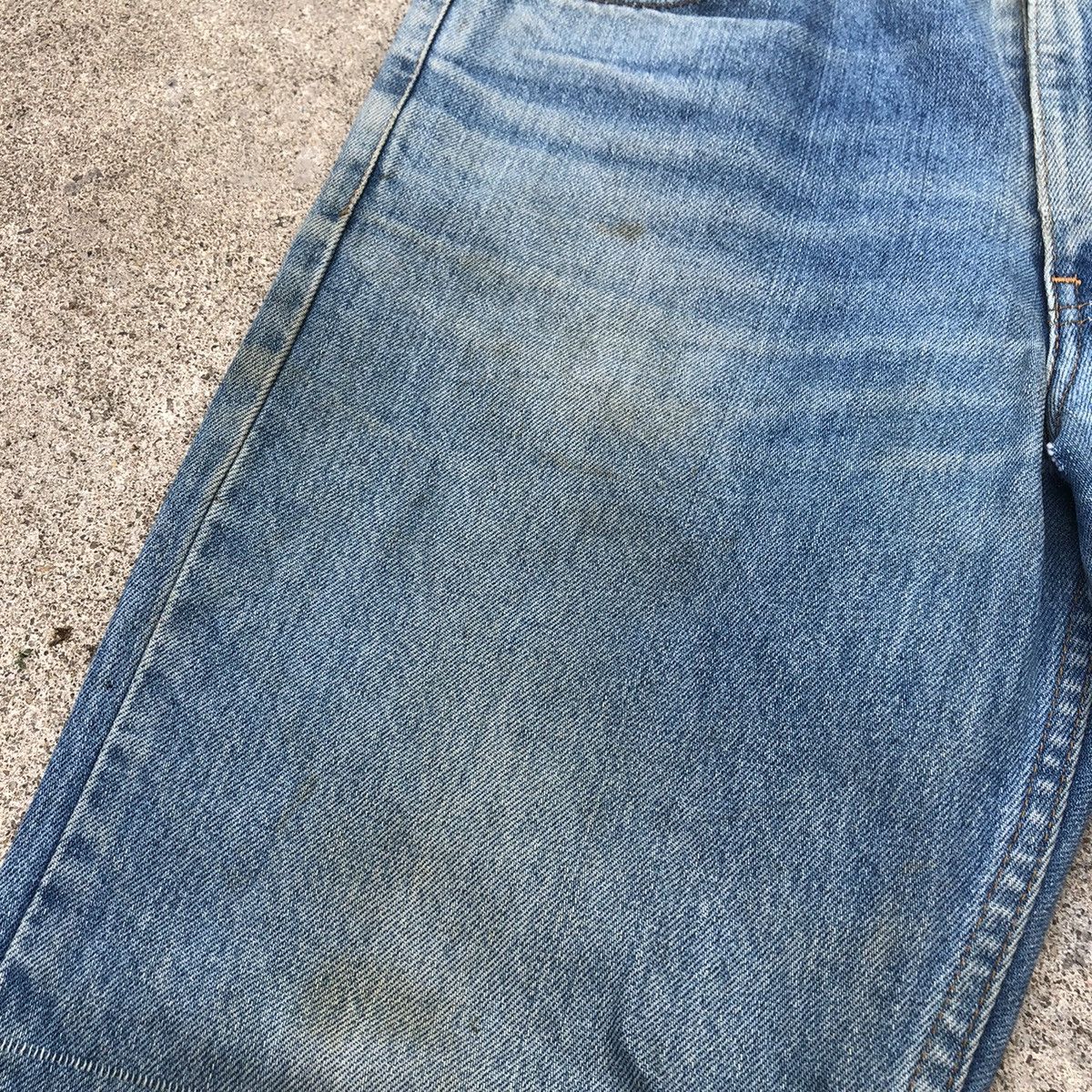 Levi's × Vintage 🔥Trash🔥Vintage Levis Stoned Wash Rips Dirty Denim Jeans Size US 29 - 12 Thumbnail