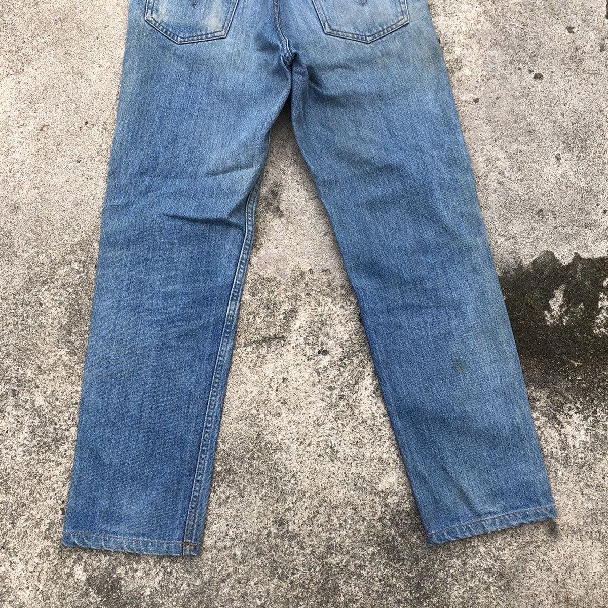 Levi's × Vintage 🔥Trash🔥Vintage Levis Stoned Wash Rips Dirty Denim Jeans Size US 29 - 6 Thumbnail