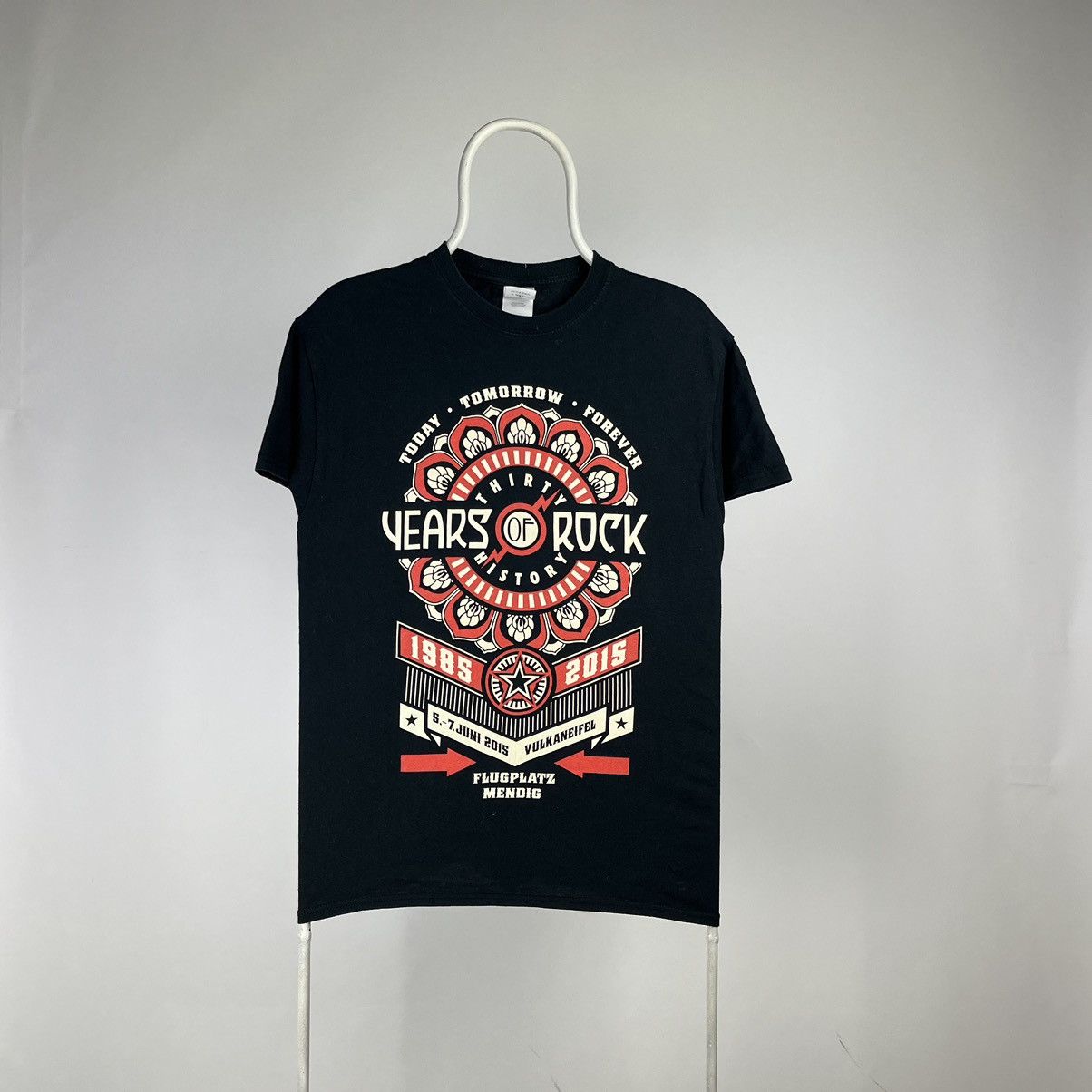 Band Tees Tour T-shirt foo fighters and tee size Medium Size US M / EU 48-50 / 2 - 1 Thumbnail