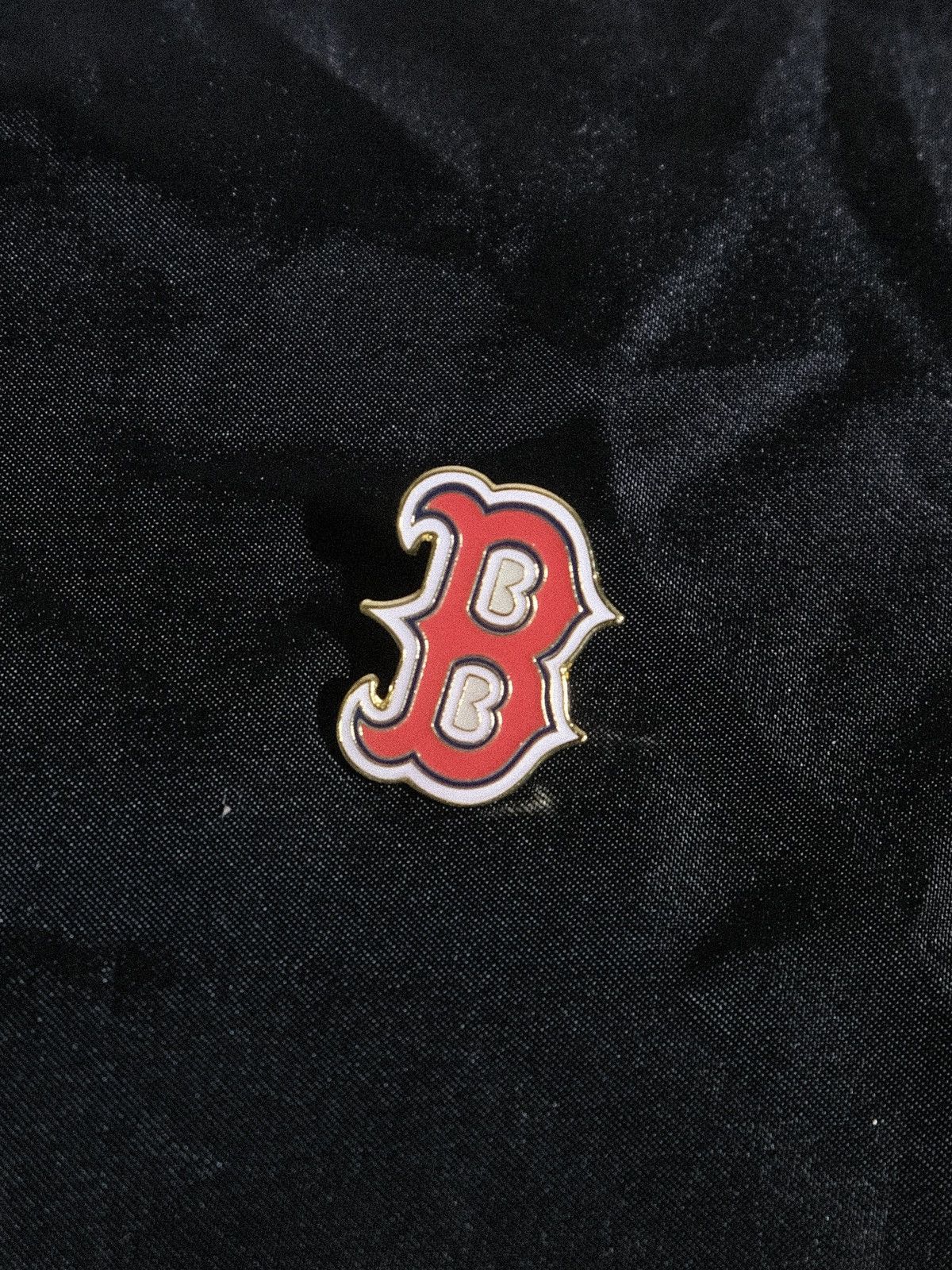 MLB MLB Boston Red Sox Logo Pin Bundle Sale Size ONE SIZE - 1 Thumbnail