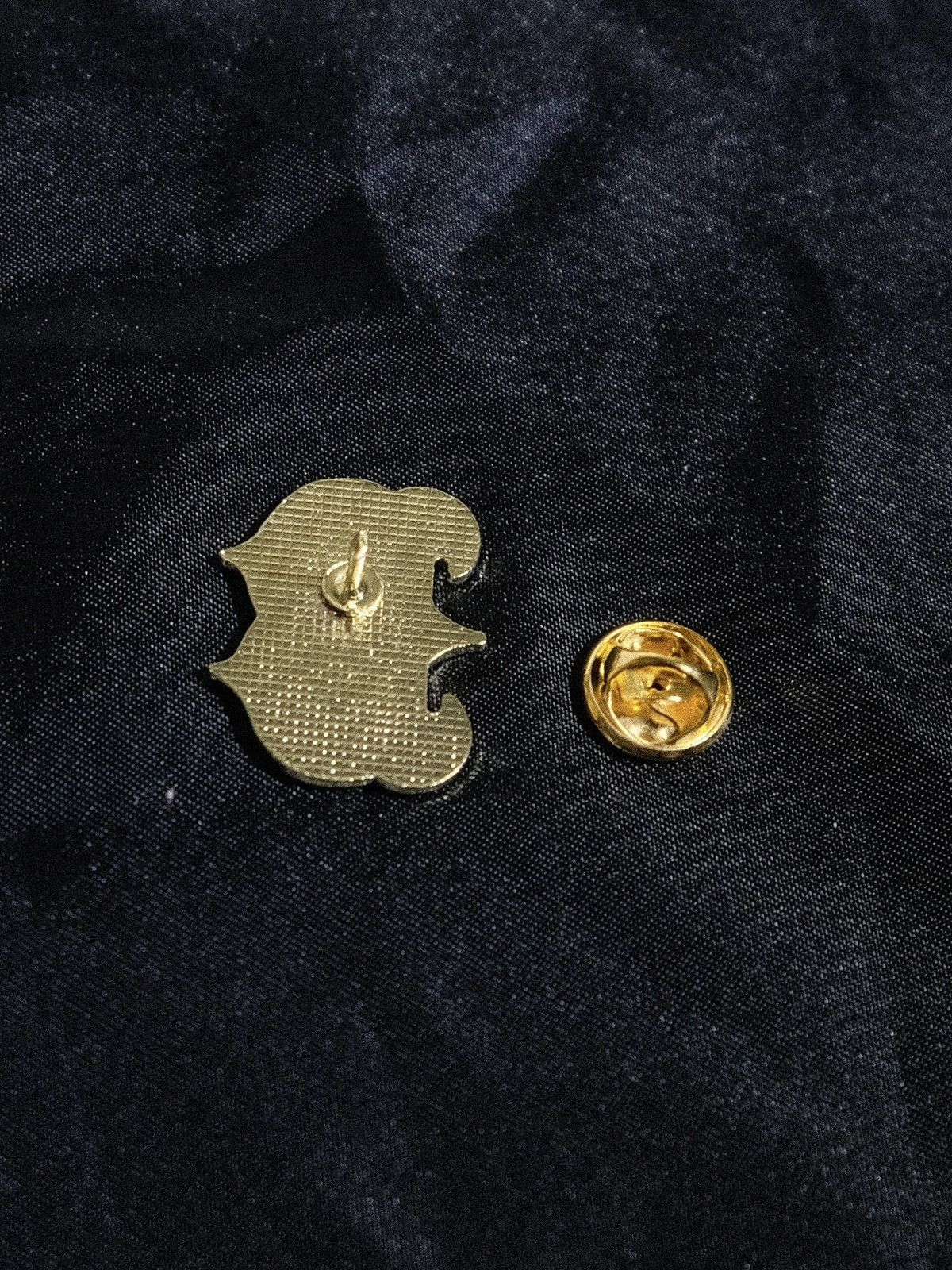 MLB MLB Boston Red Sox Logo Pin Bundle Sale Size ONE SIZE - 4 Thumbnail