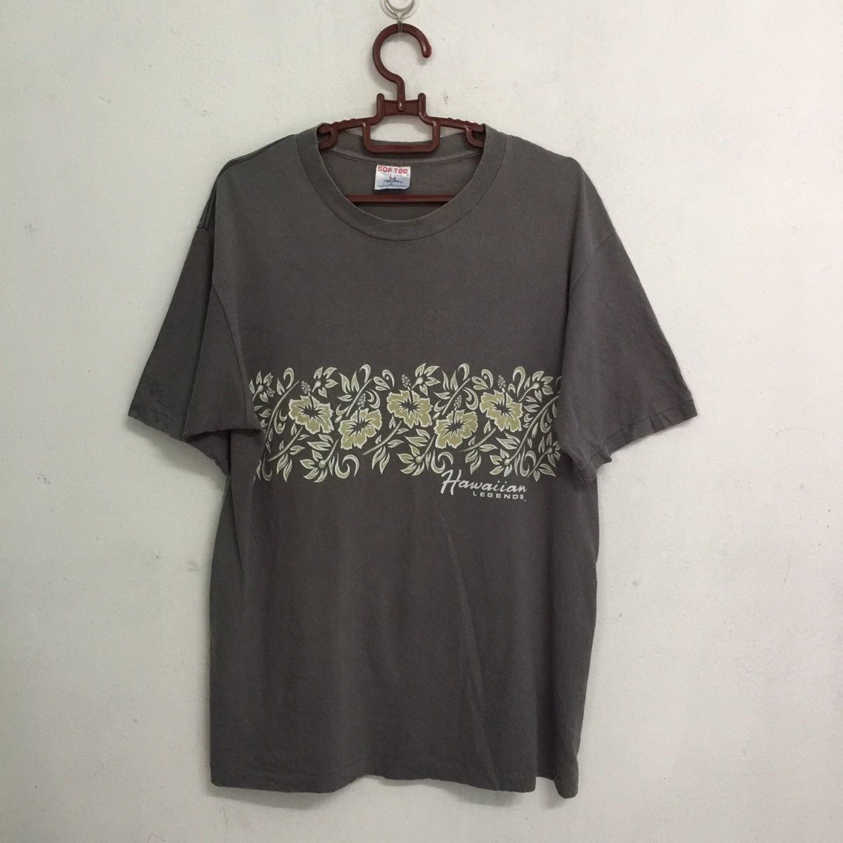 Other Vintage Sof tee made in usa hawaii lagend tshirt Size US L / EU 52-54 / 3 - 1 Thumbnail