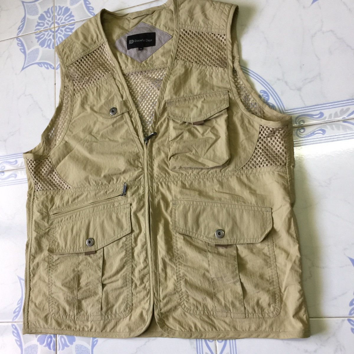 Japanese Brand Grateful day vest Size US M / EU 48-50 / 2 - 4 Thumbnail